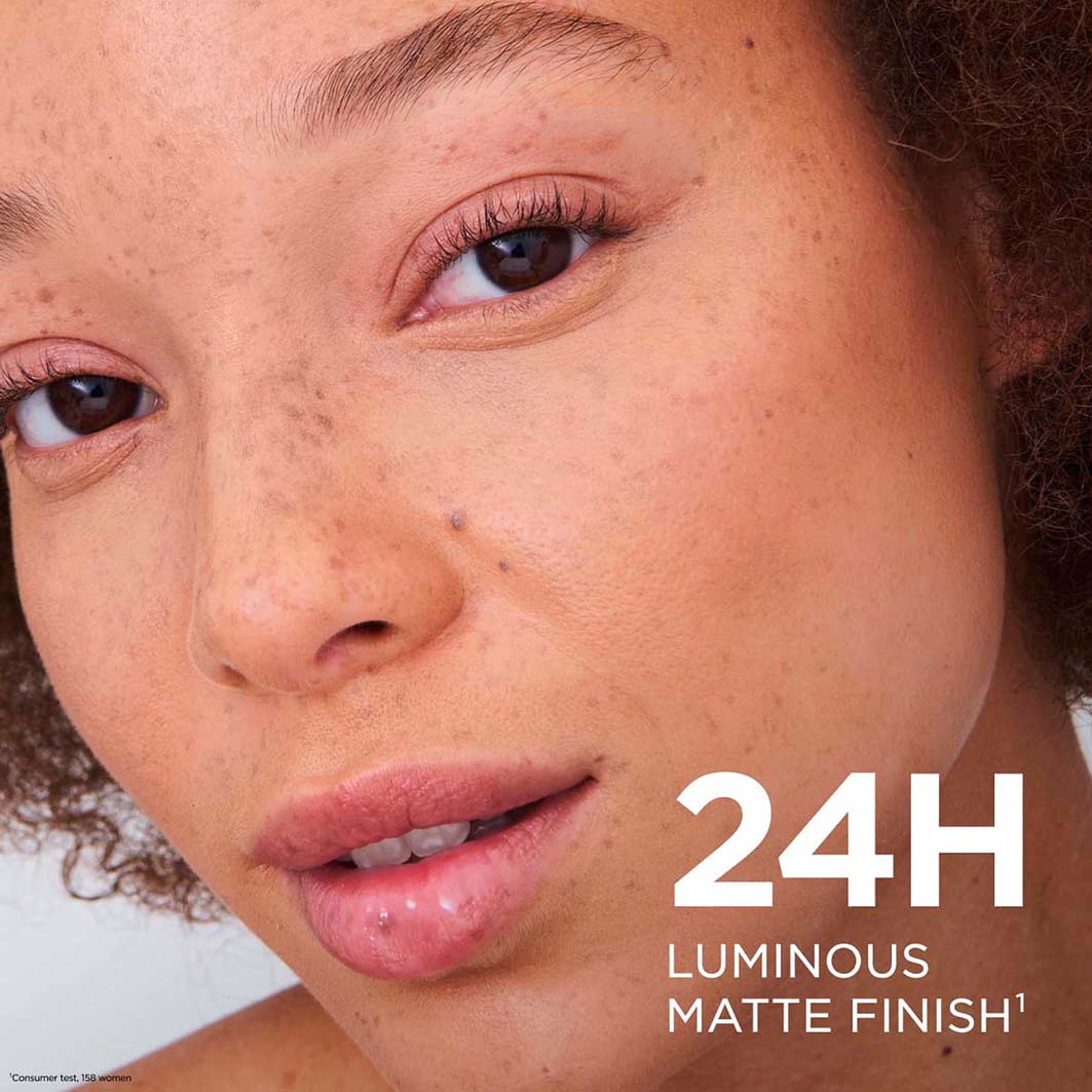 Skin Illusion All in One Concealer, från Clarins, i färgen 10. Klicka för att öppna bilden i stort format