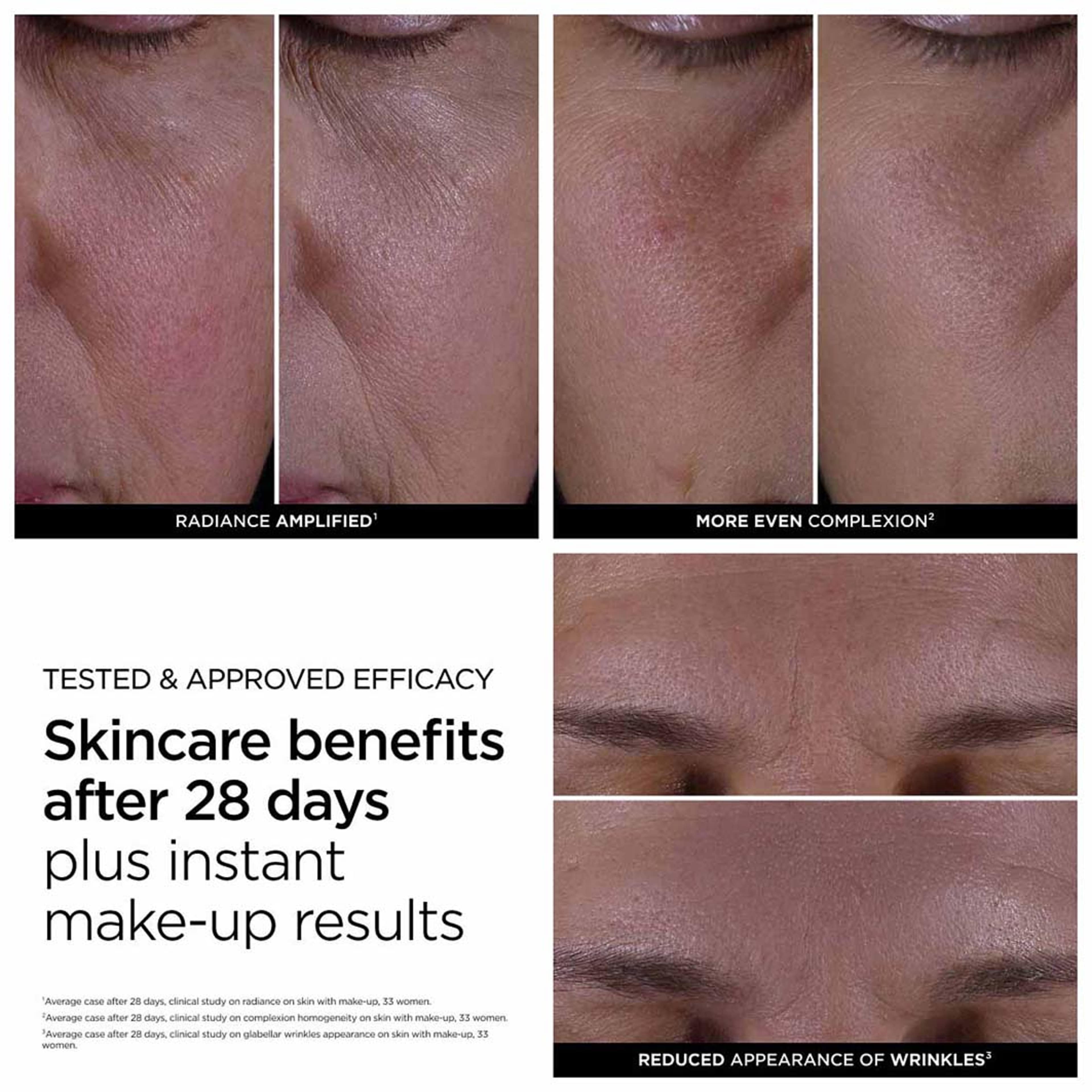 Double Serum Foundation, från Clarins, i färgen D3w. Klicka för att öppna bilden i stort format