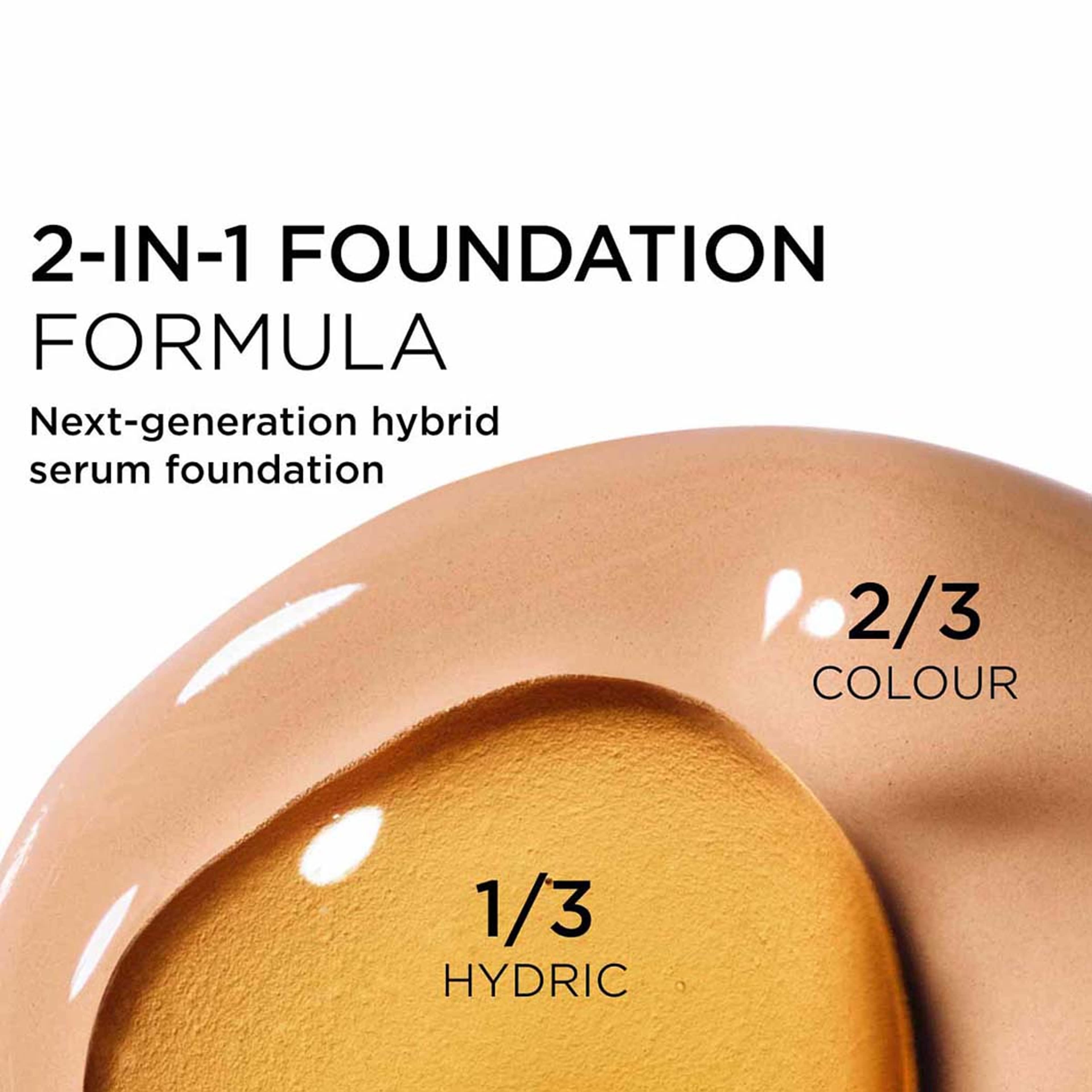 Double Serum Foundation, från Clarins, i färgen L5n. Klicka för att öppna bilden i stort format