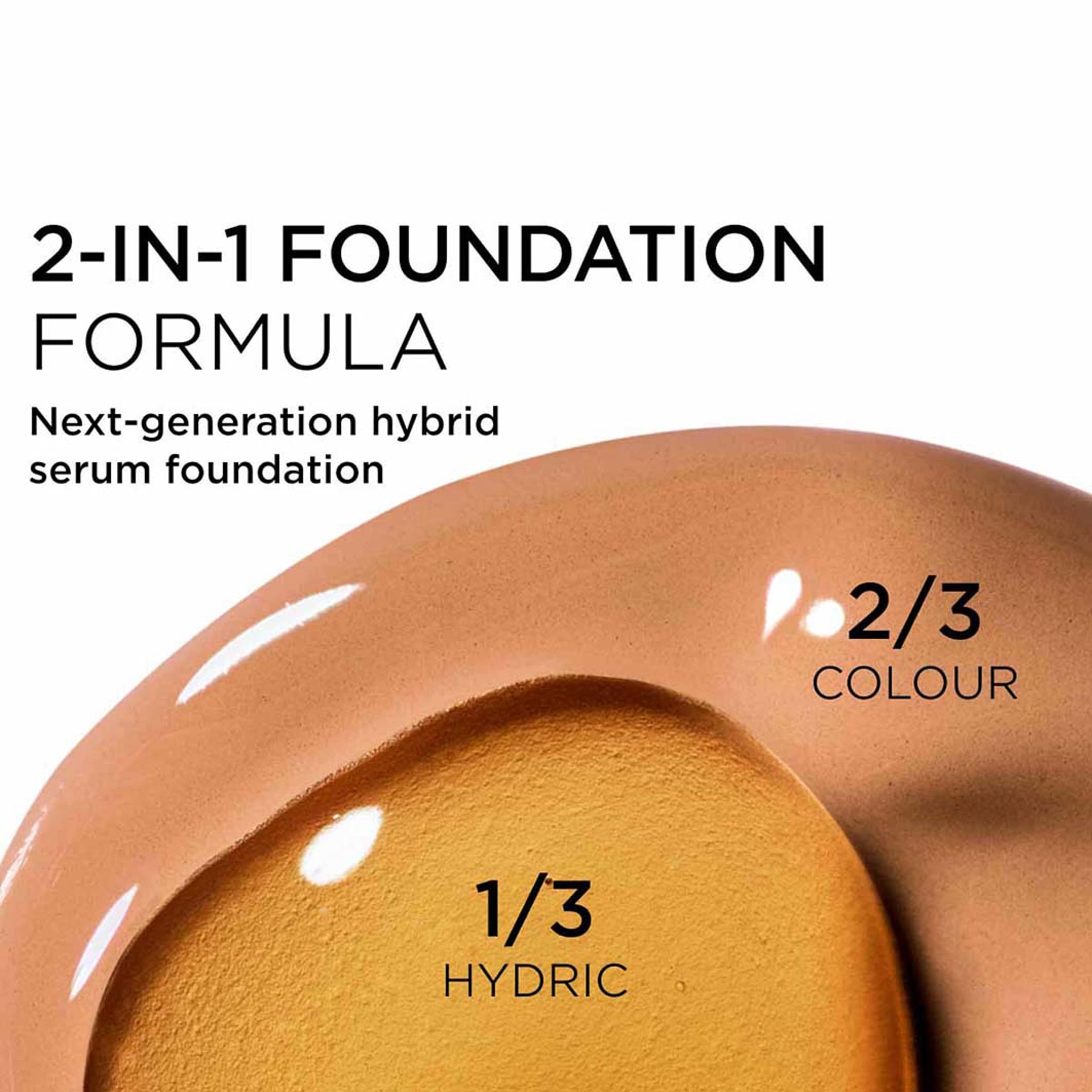 Double Serum Foundation, från Clarins, i färgen M3c. Klicka för att öppna bilden i stort format