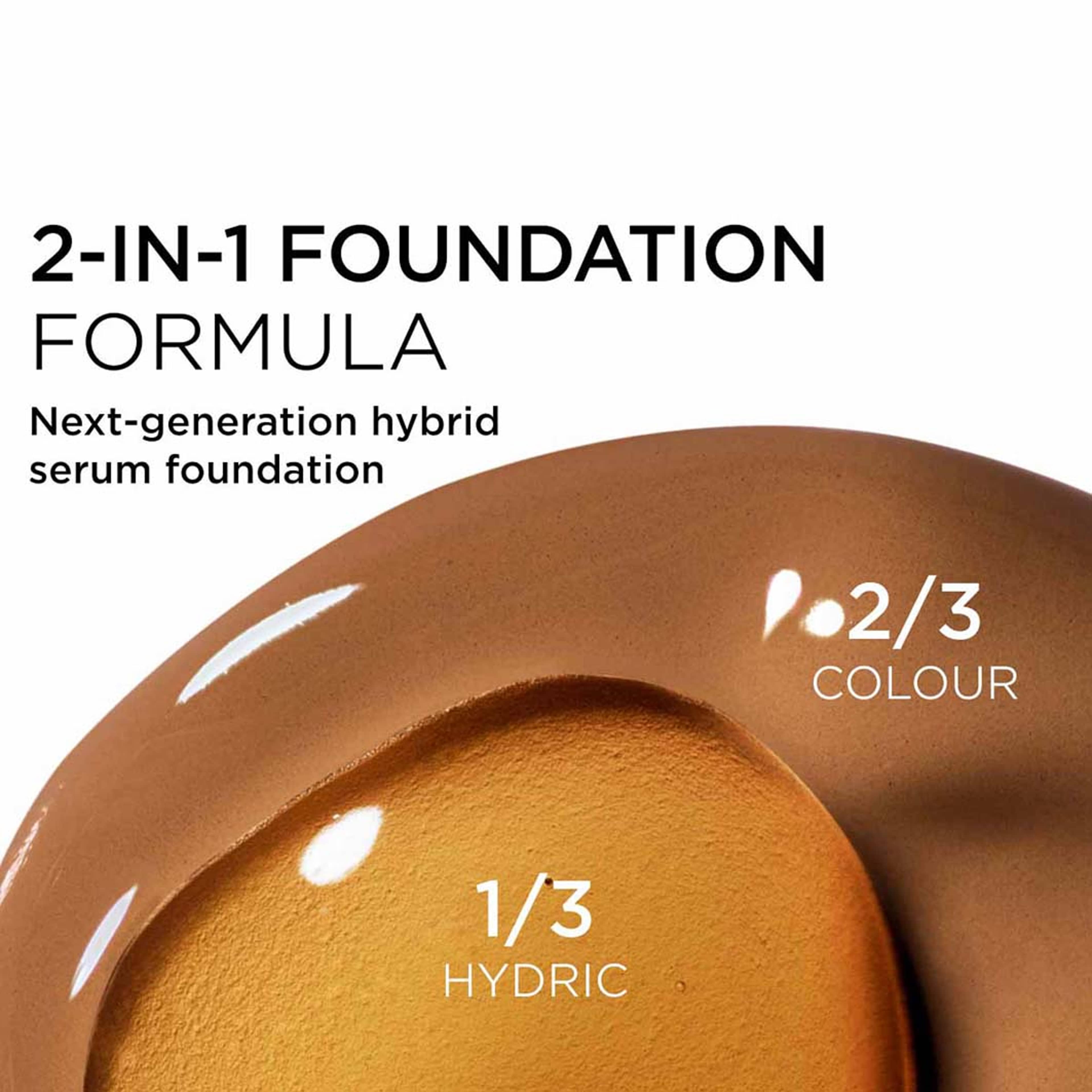 Double Serum Foundation, från Clarins, i färgen D3n. Klicka för att öppna bilden i stort format