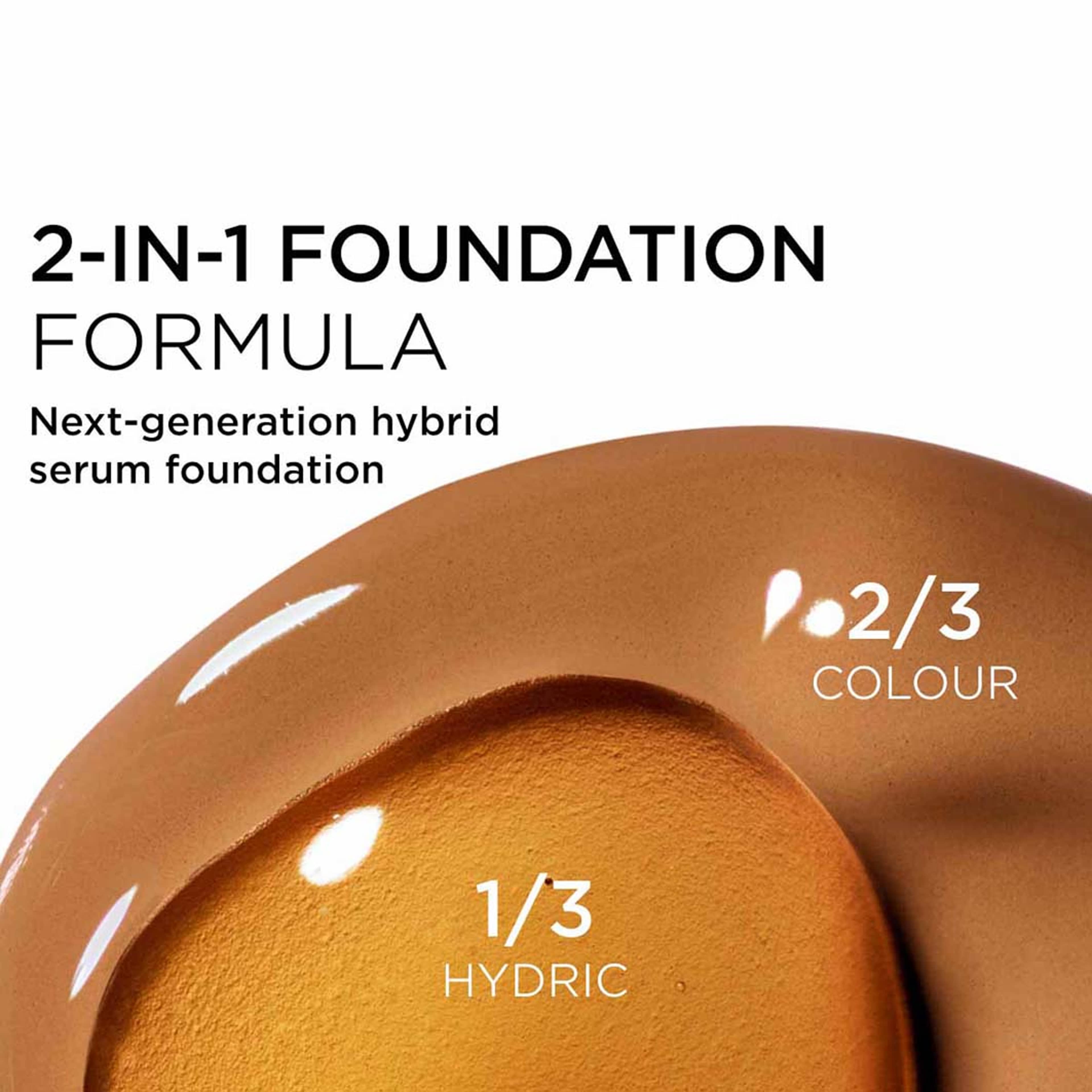 Double Serum Foundation, från Clarins, i färgen D3w. Klicka för att öppna bilden i stort format