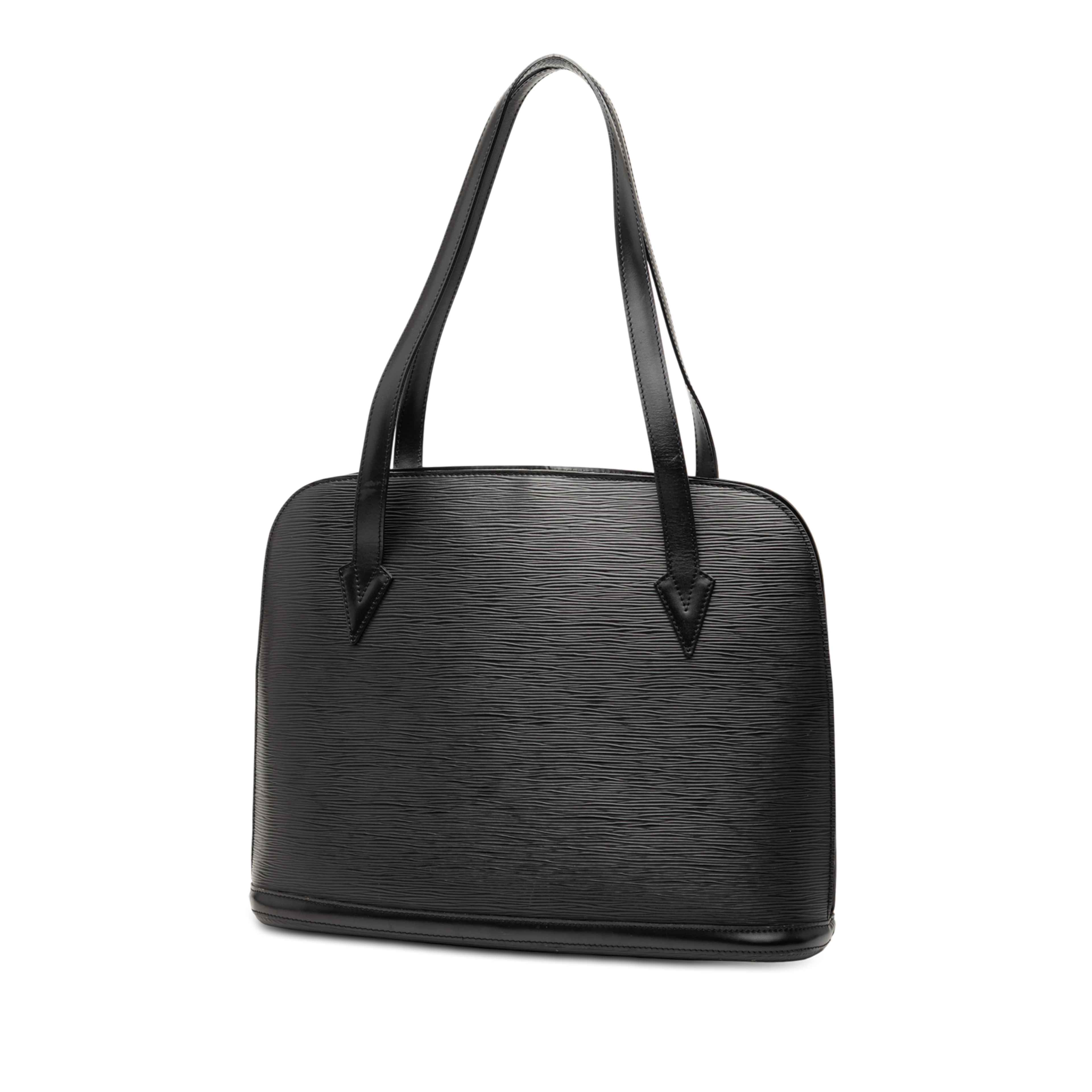 Louis Vuitton Epi Lussac, från Luxclusif, i färgen black. Klicka för att öppna bilden i stort format