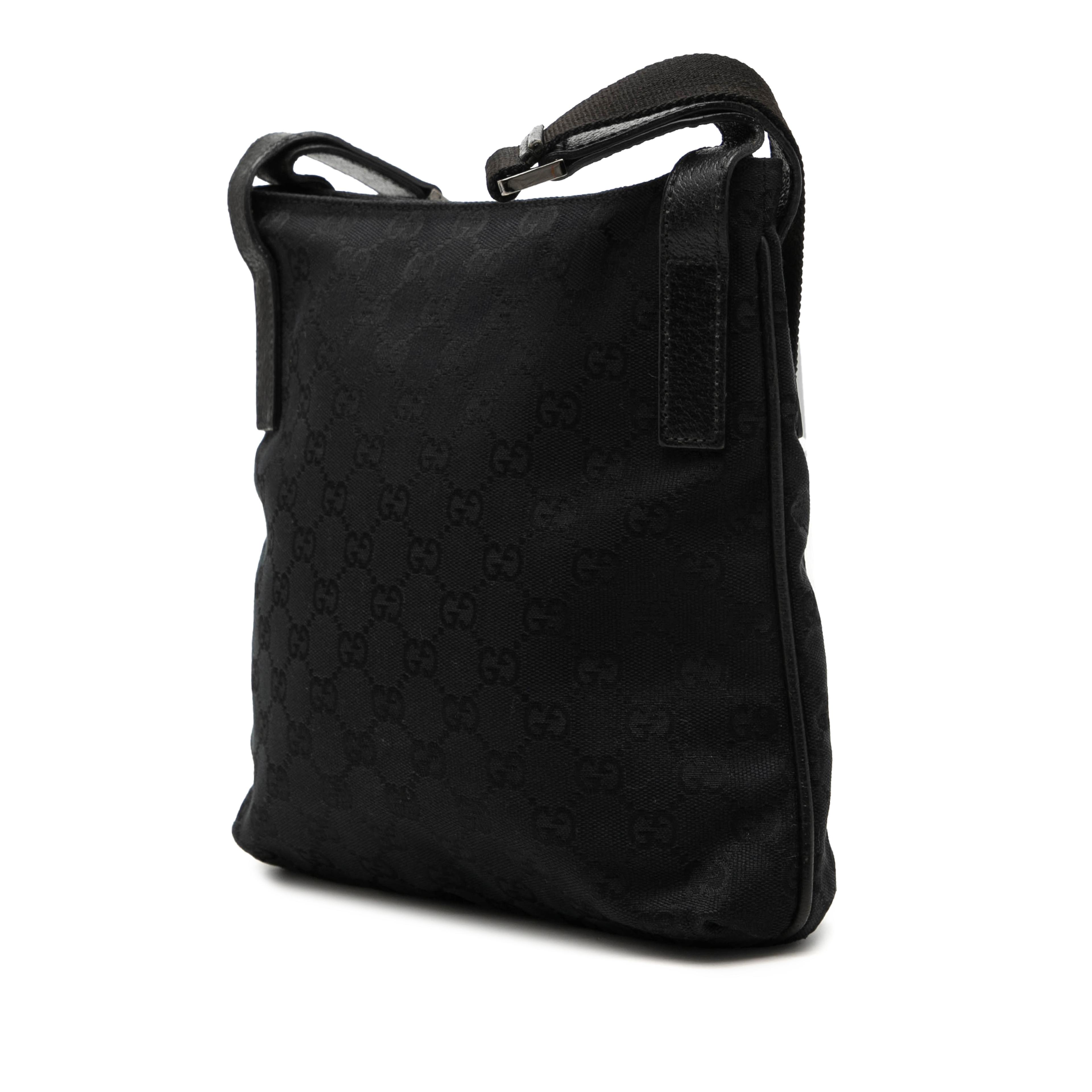 Gucci Gg Canvas Crossbody, från Luxclusif, i färgen svart. Klicka för att öppna bilden i stort format
