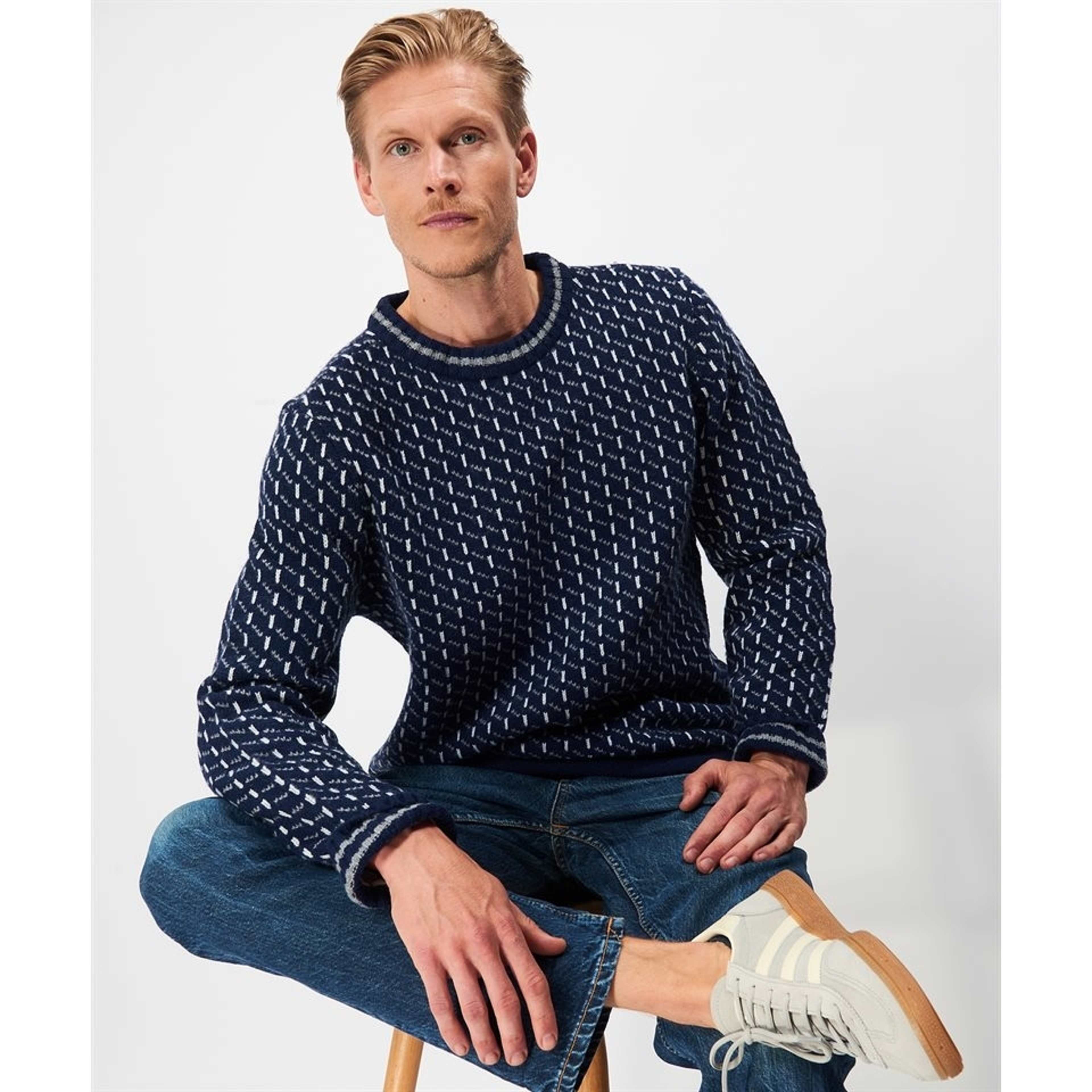 - Uffe Jumper Navy