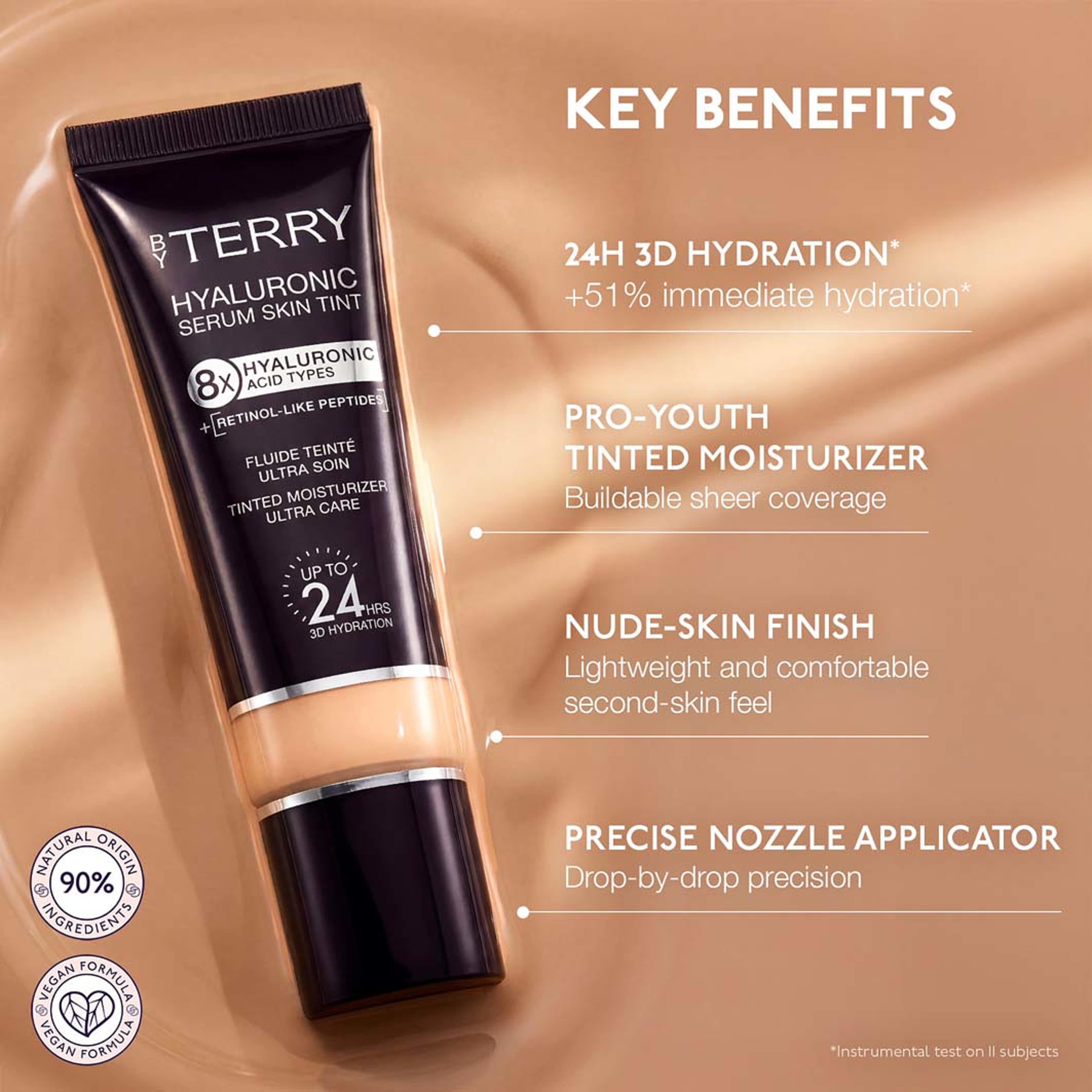 Hyaluronic Serum Skin Tint, från By Terry, i färgen Golden Nude. Klicka för att öppna bilden i stort format