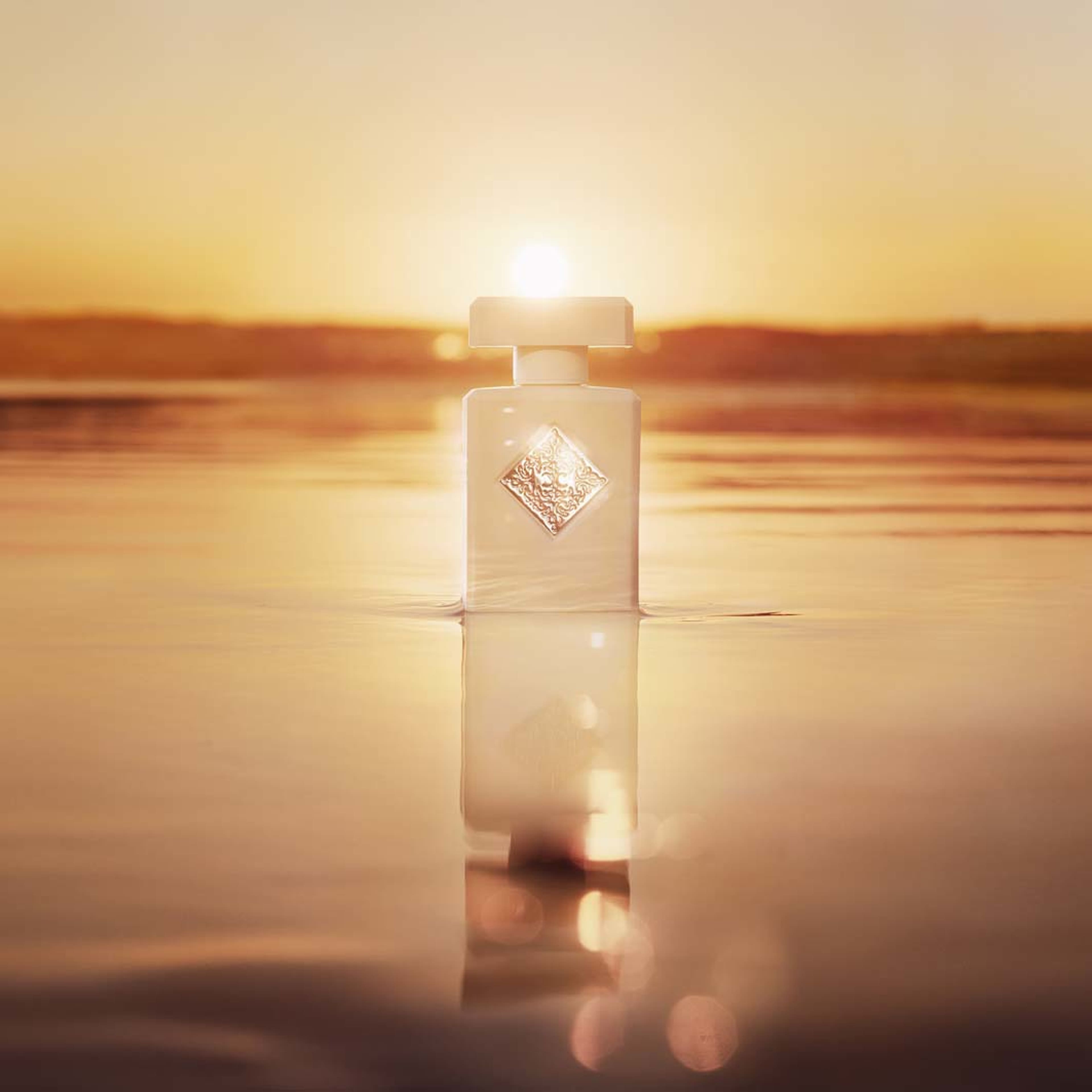 Lift Me Up, från INITIO Parfums Privés. Klicka för att öppna bilden i stort format