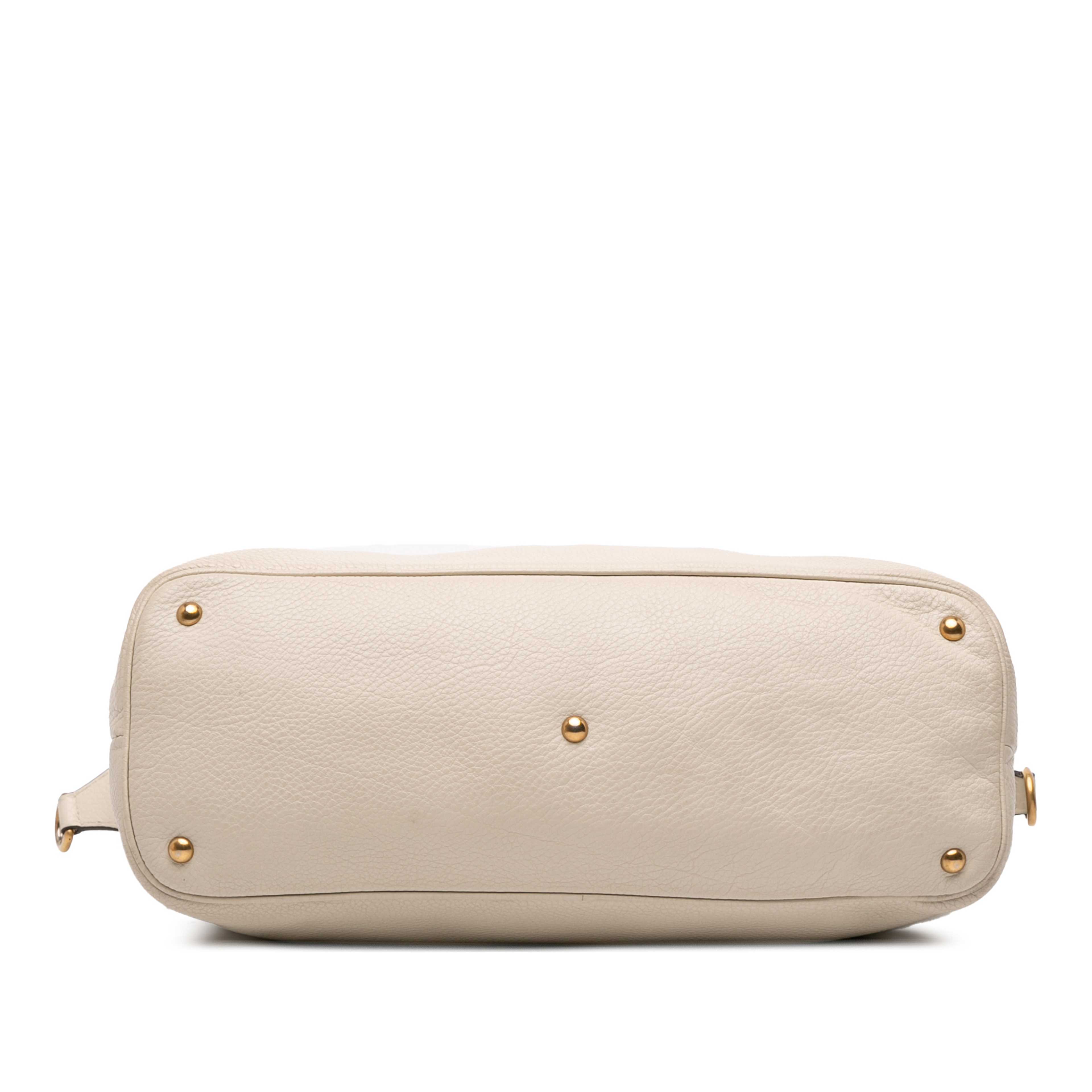 Gucci Leather Twill Satchel, från Luxclusif, i färgen ivory. Klicka för att öppna bilden i stort format