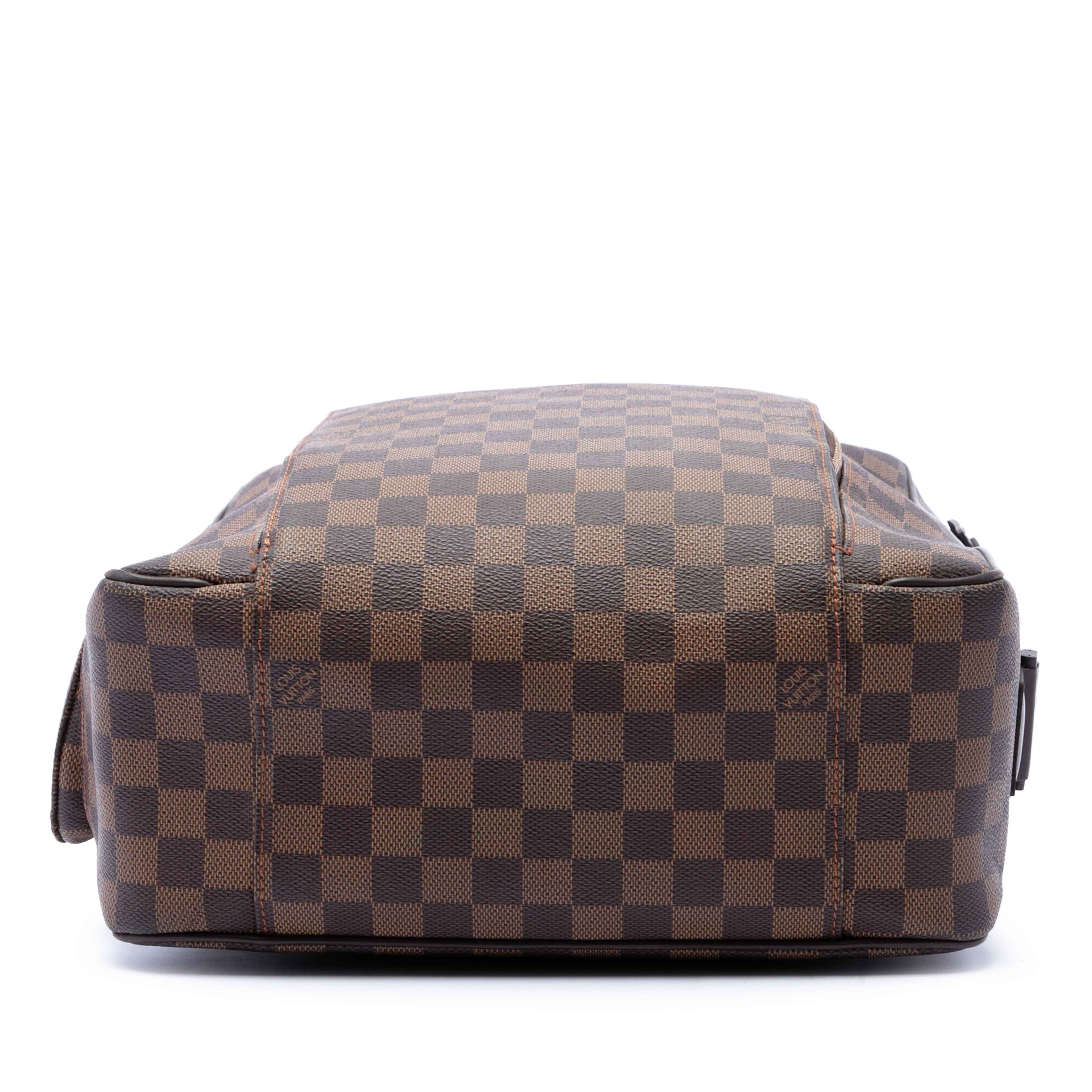 Louis Vuitton Damier Ebene Olav Gm, från Luxclusif, i färgen brun. Klicka för att öppna bilden i stort format