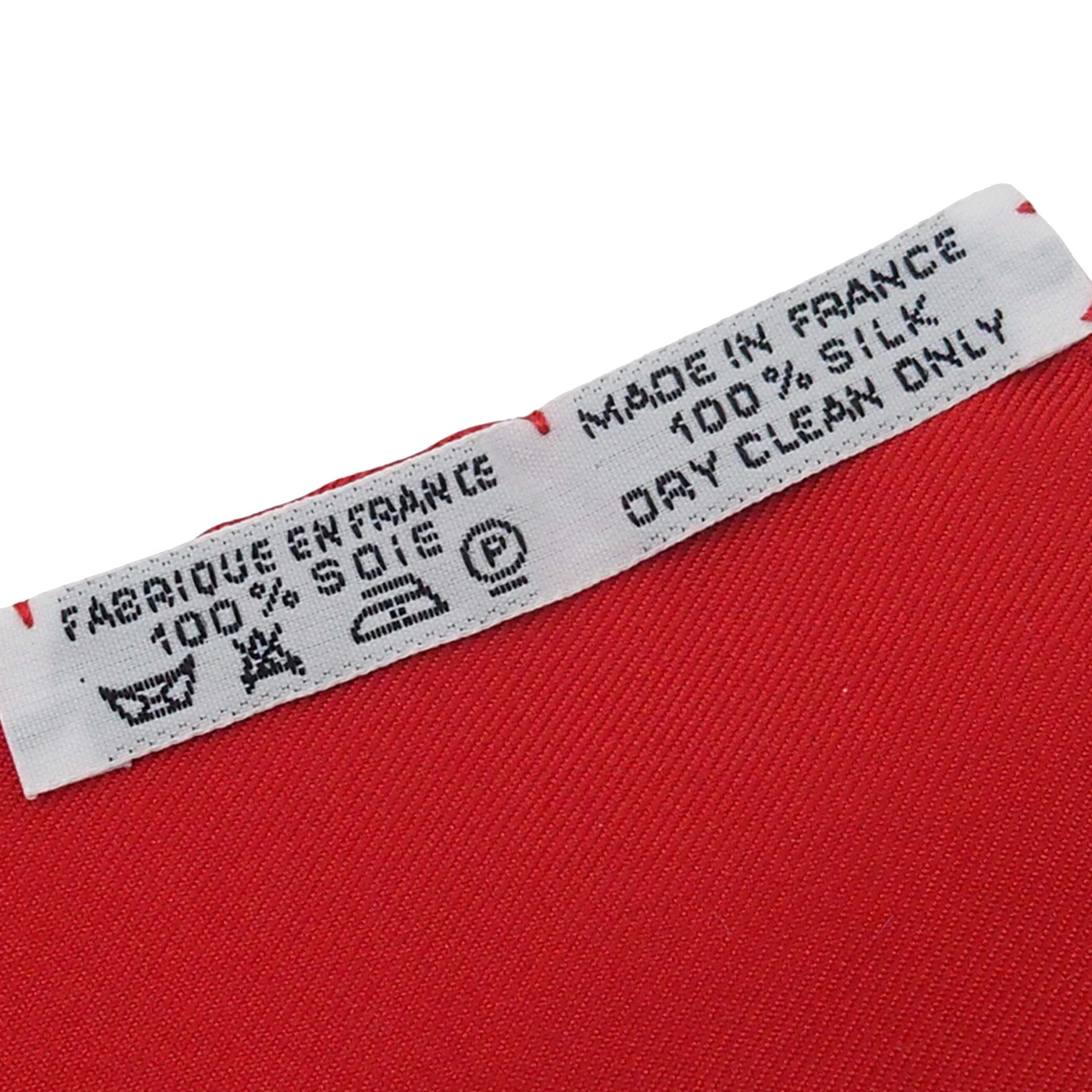 Hermès Brides De Gala Silk Handkerchief, från Luxclusif, i färgen red. Klicka för att öppna bilden i stort format