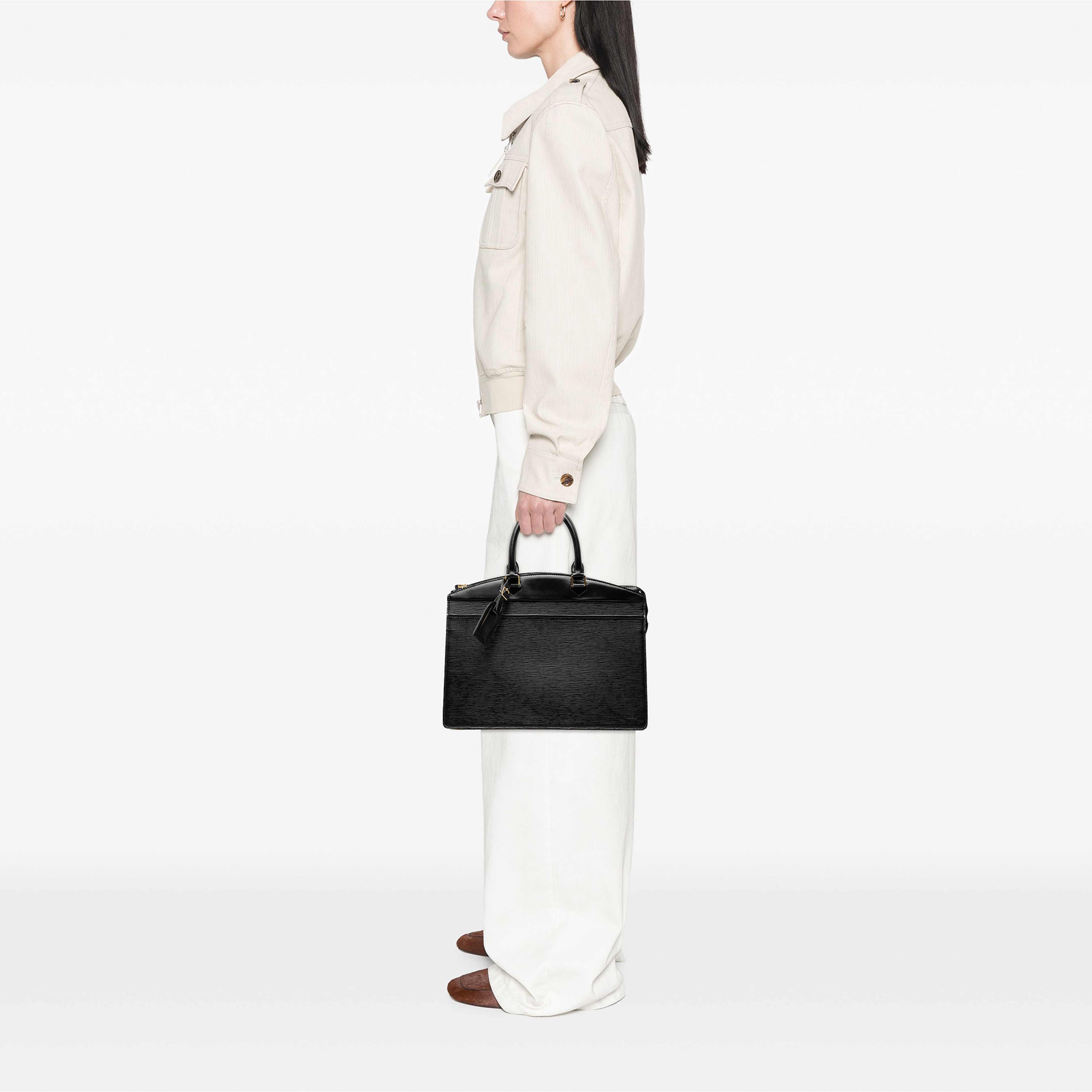 Louis Vuitton Epi Riviera, från Luxclusif, i färgen svart. Klicka för att öppna bilden i stort format