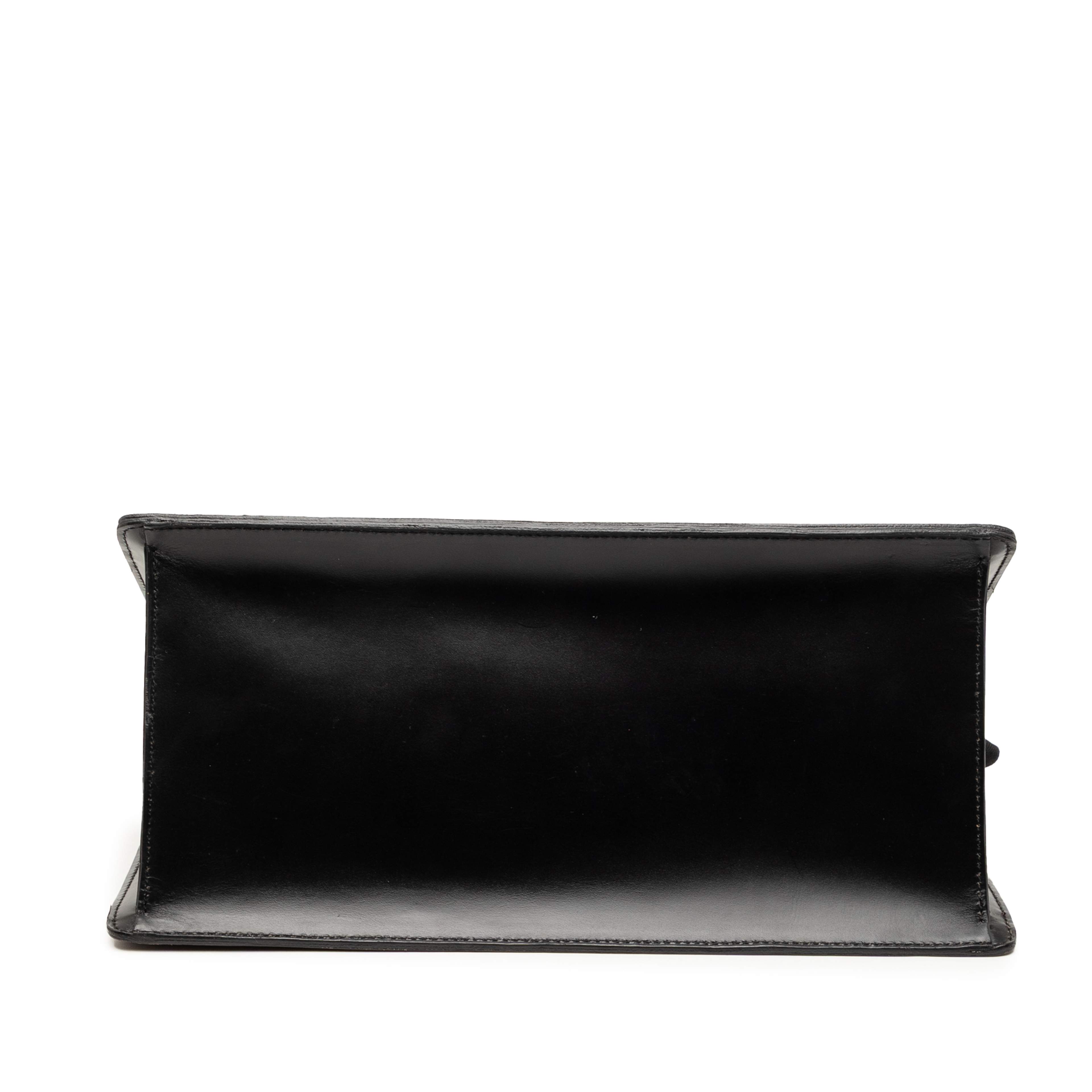 Louis Vuitton Epi Riviera, från Luxclusif, i färgen svart. Klicka för att öppna bilden i stort format