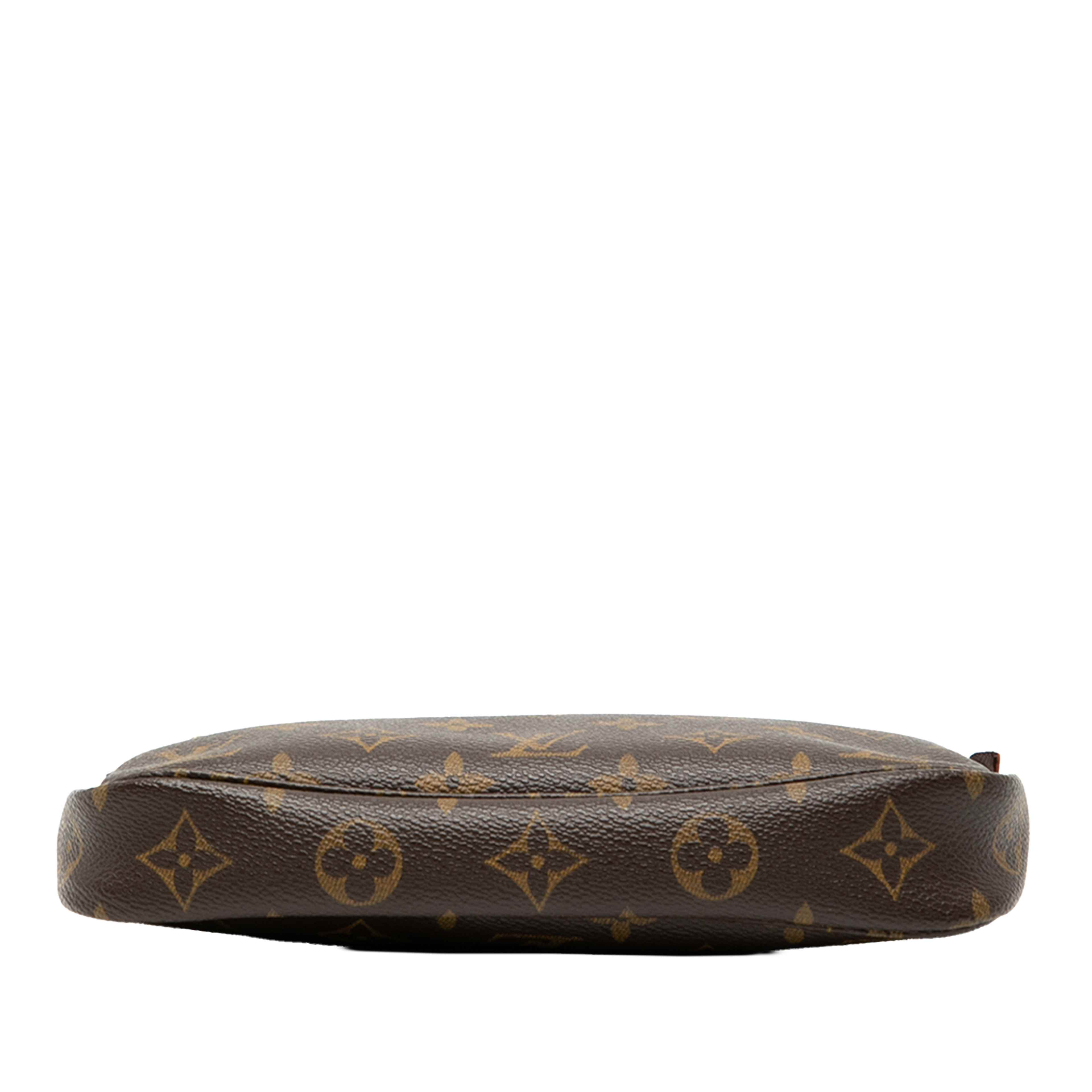 Louis Vuitton Monogram Pochette Accessoires, från Luxclusif, i färgen brown. Klicka för att öppna bilden i stort format