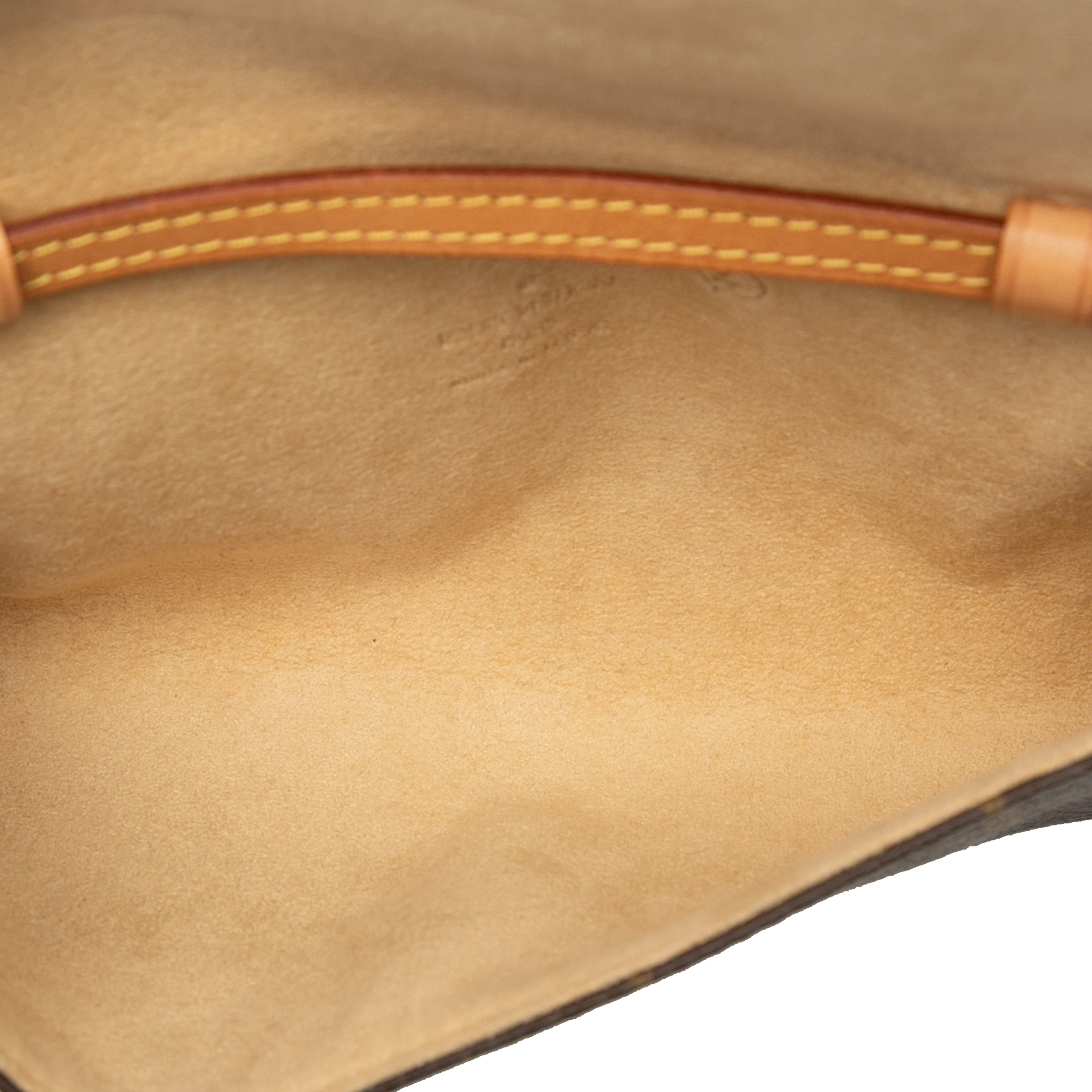 Louis Vuitton Monogram Pochette Twin Pm, från Luxclusif, i färgen brown. Klicka för att öppna bilden i stort format