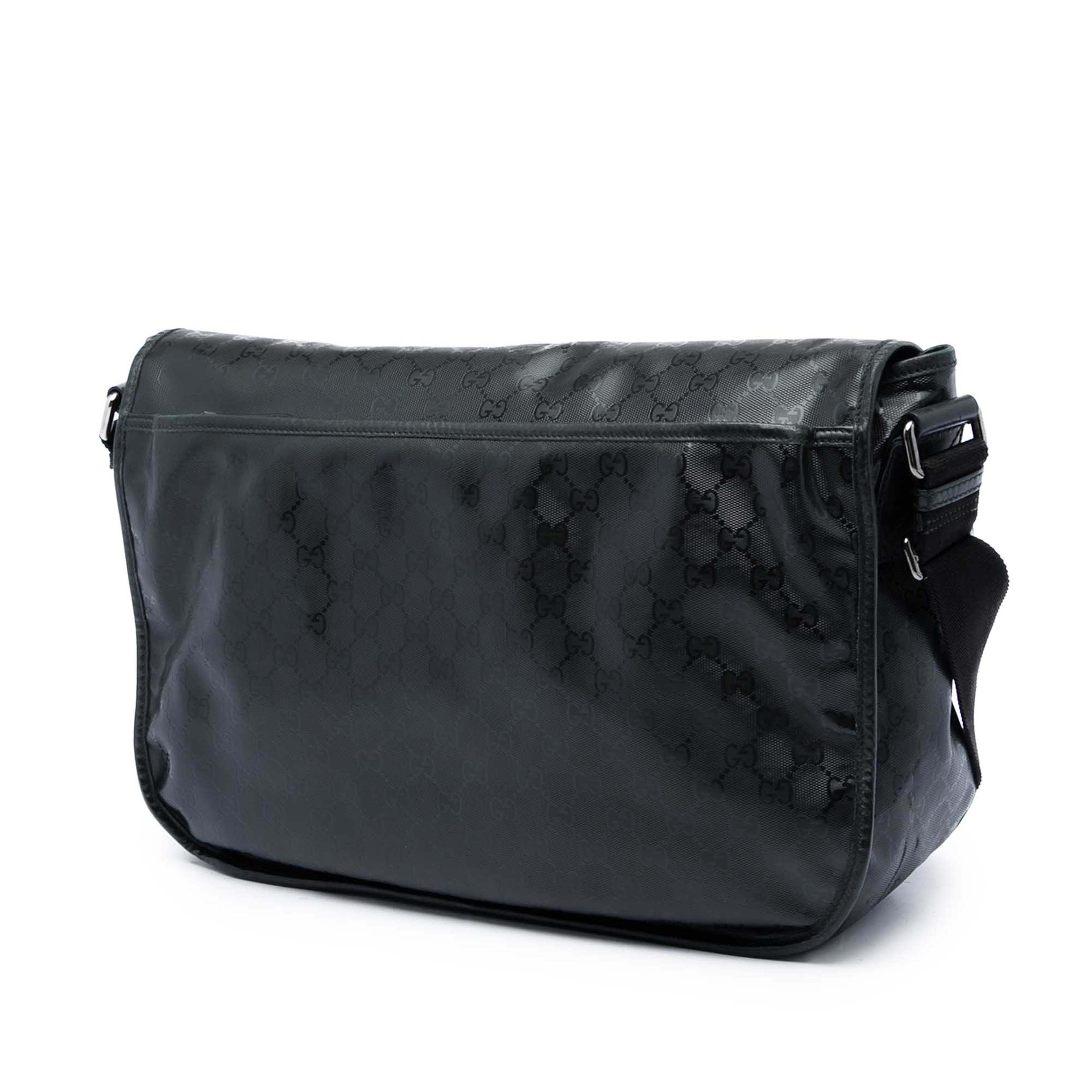 Gucci Gg Imprime Messenger Bag, från Luxclusif, i färgen svart. Klicka för att öppna bilden i stort format