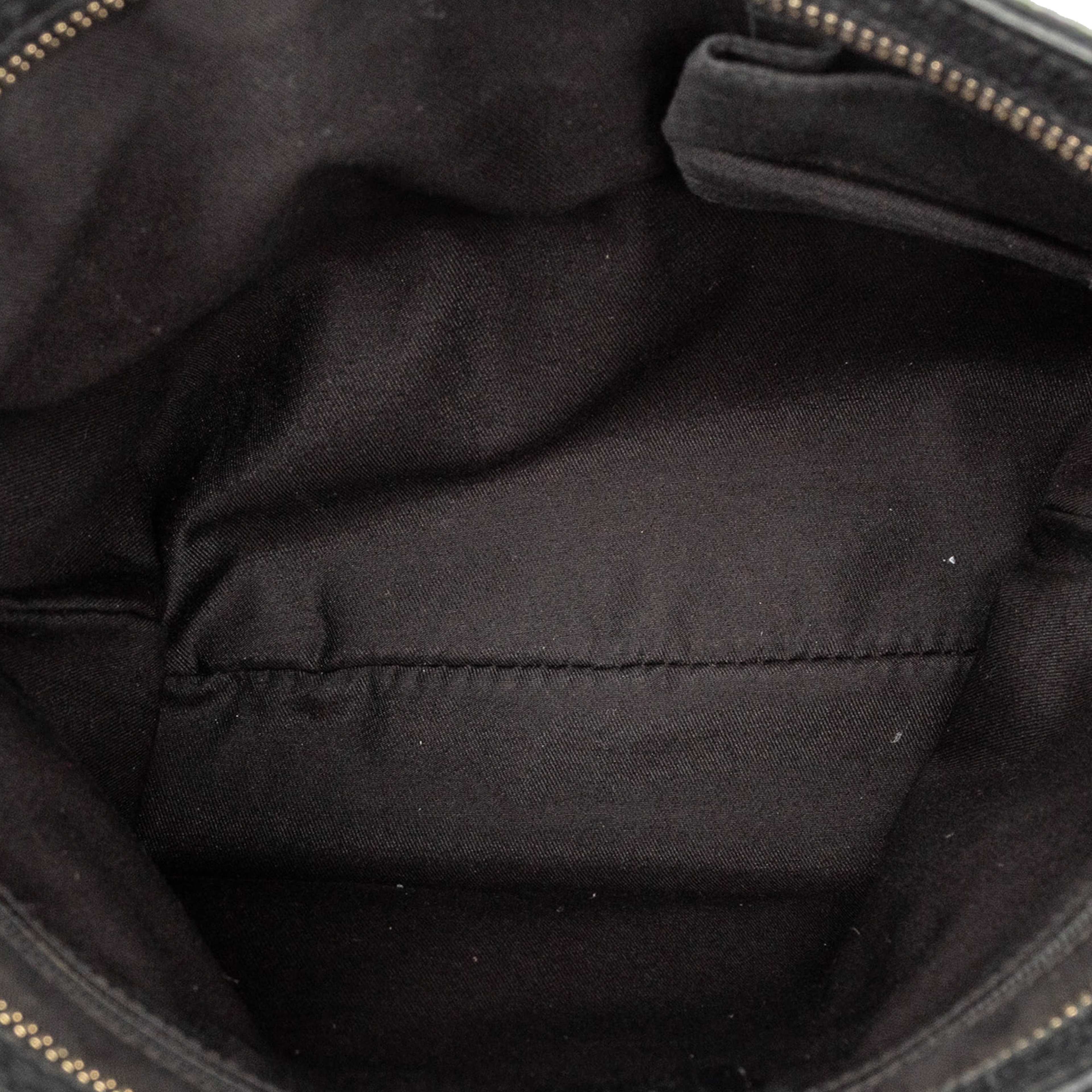 Gucci Gg Canvas Pop Crossbody, från Luxclusif, i färgen black. Klicka för att öppna bilden i stort format