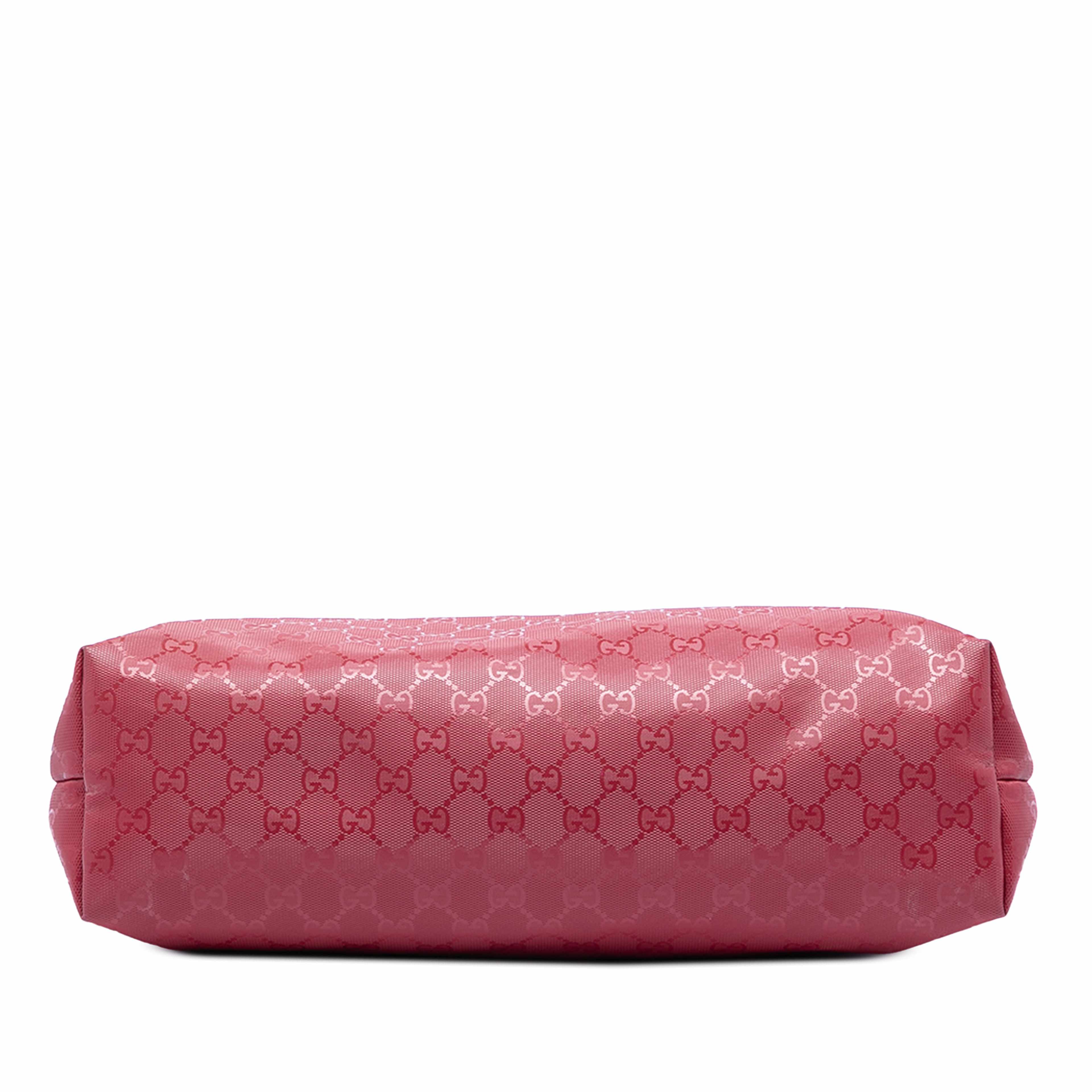Gucci Medium Gg Imprime Tote, från Luxclusif, i färgen röd. Klicka för att öppna bilden i stort format