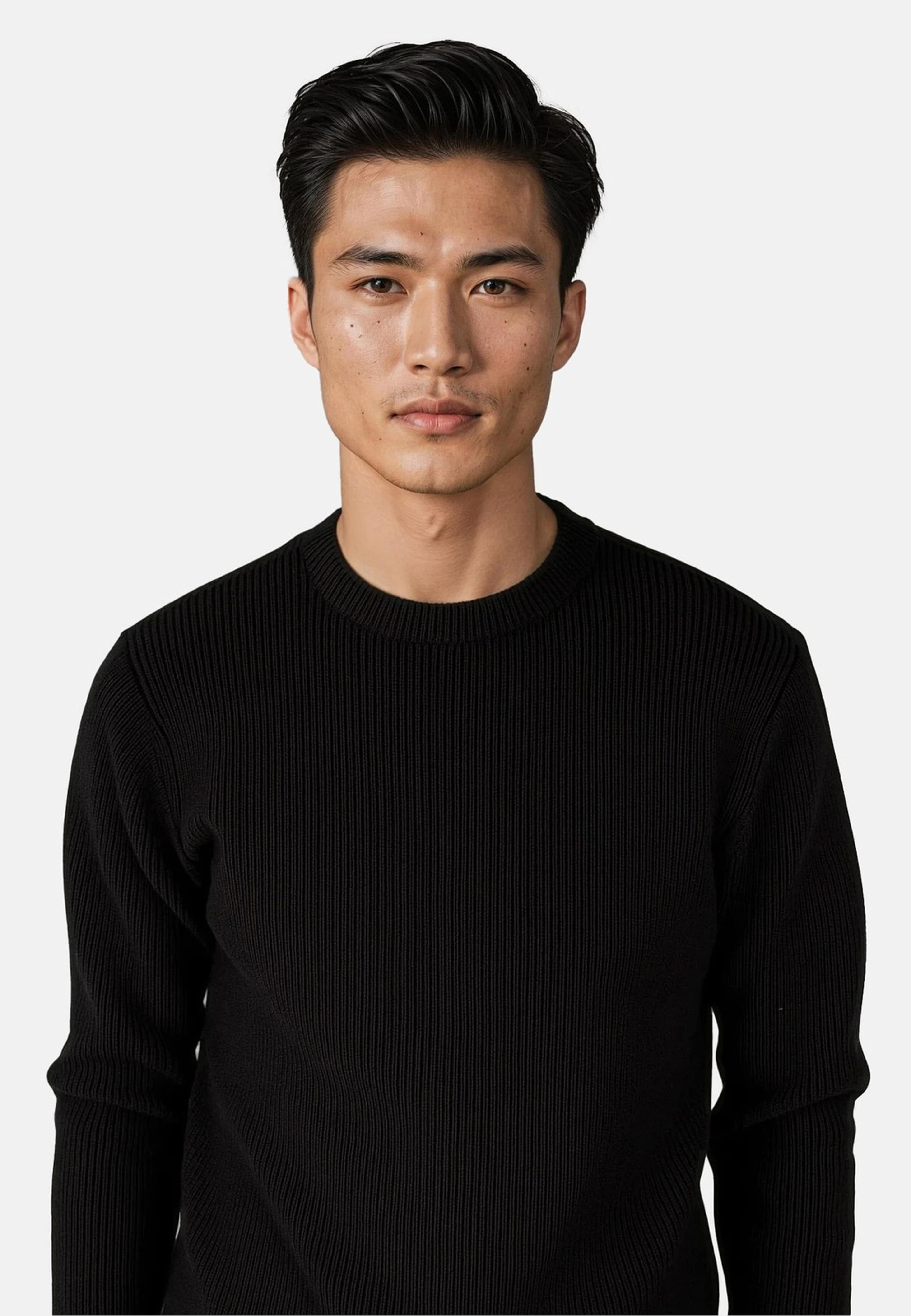 Eddie Knitted Sweater, från Ciszere, i färgen black. Klicka för att öppna bilden i stort format