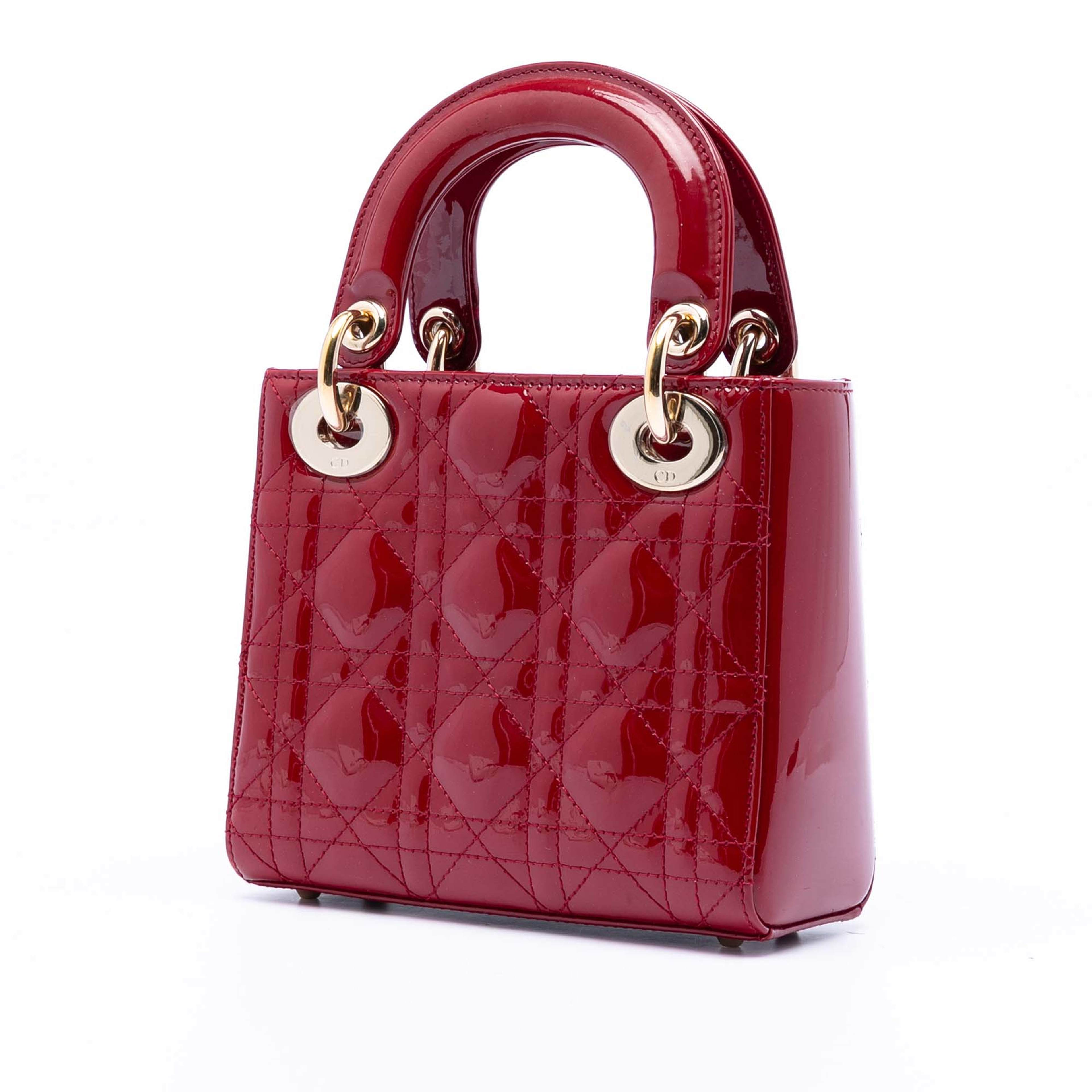 Dior Mini Patent Cannage Lady Dior, från Luxclusif, i färgen dark red. Klicka för att öppna bilden i stort format