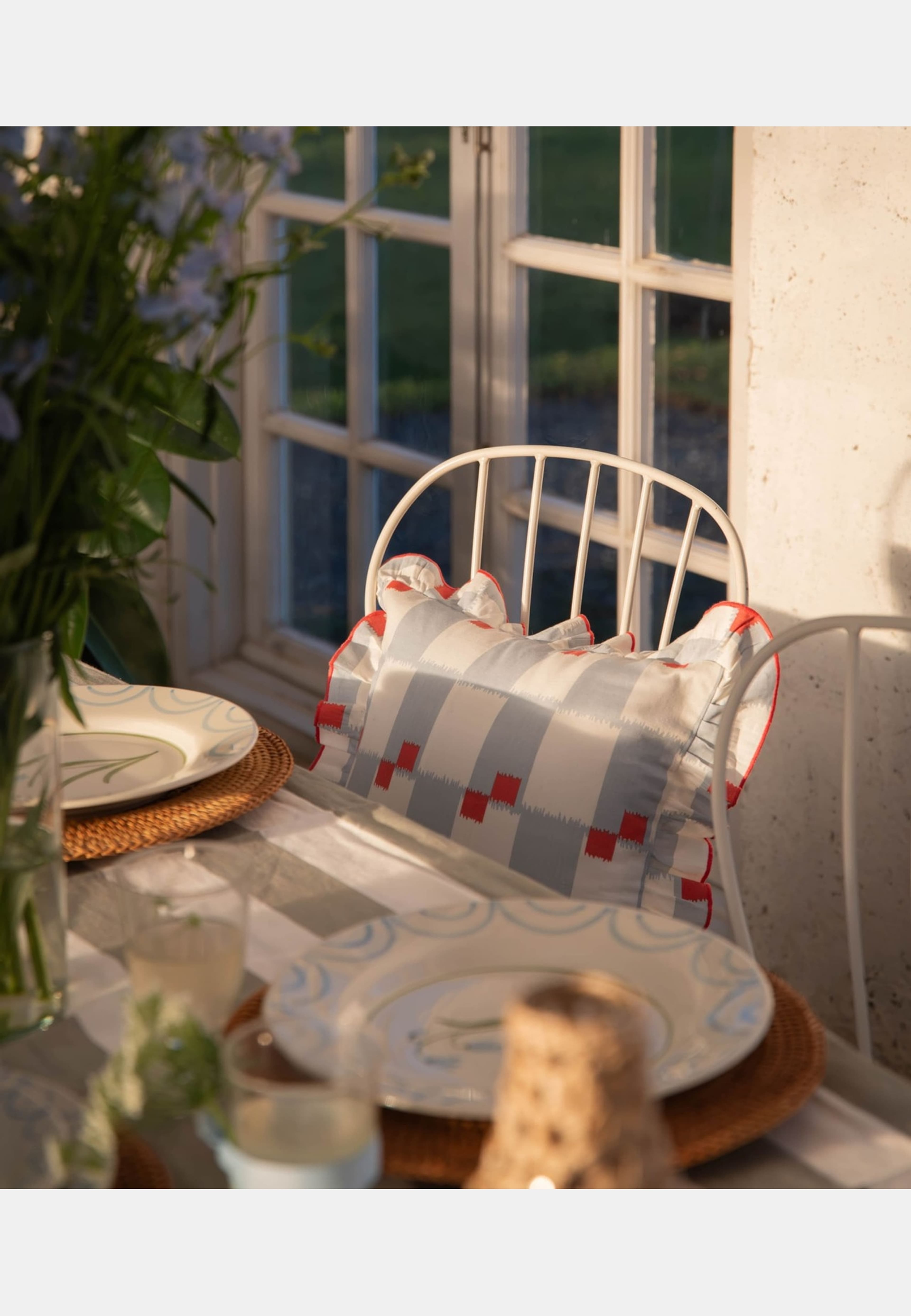 Chester Kuddfodral - 40x40 Cm, från Pick A Poppy, i färgen light blue. Klicka för att öppna bilden i stort format