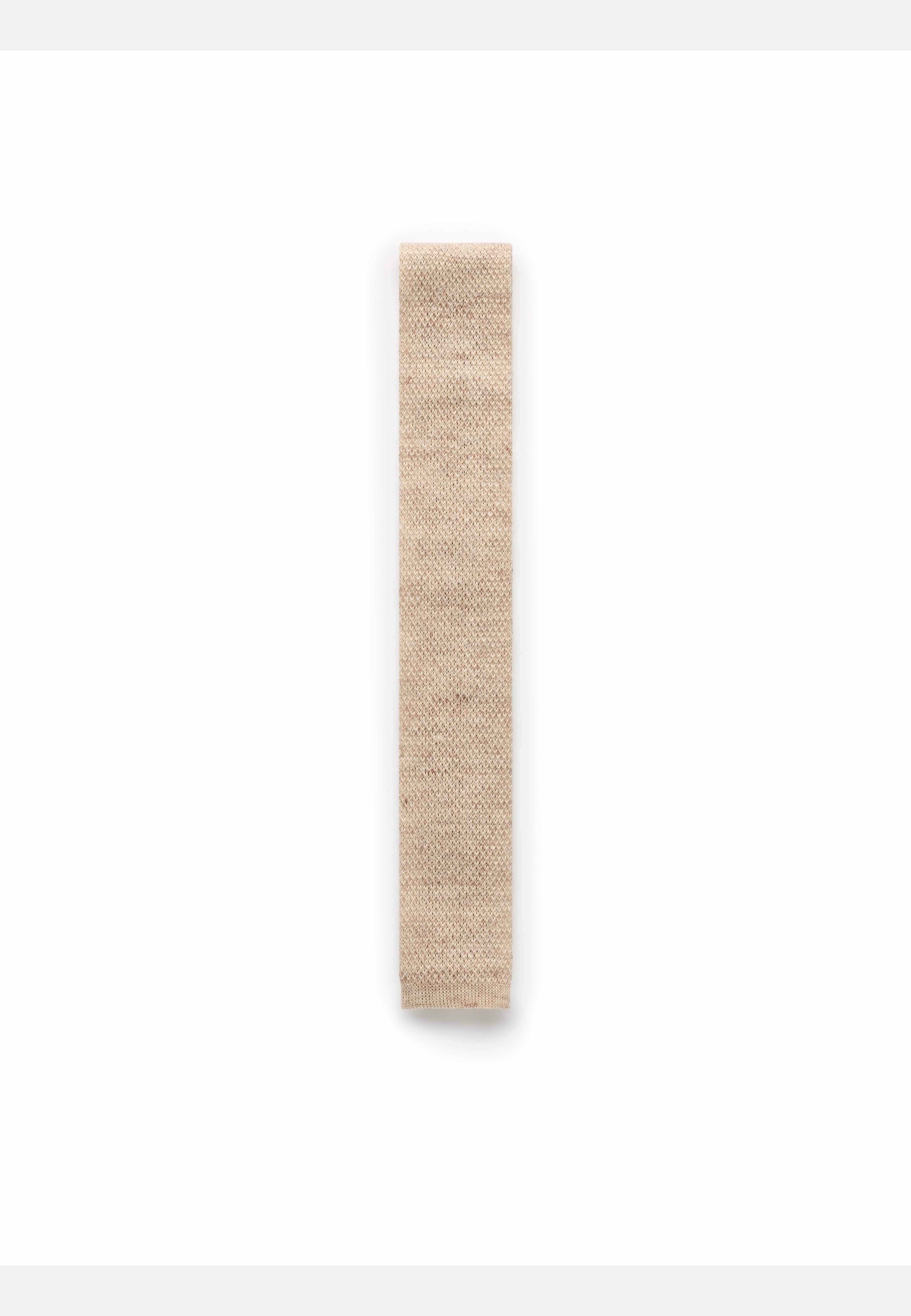 Linen Knitted Tie, från John Henric, i färgen cream. Klicka för att öppna bilden i stort format