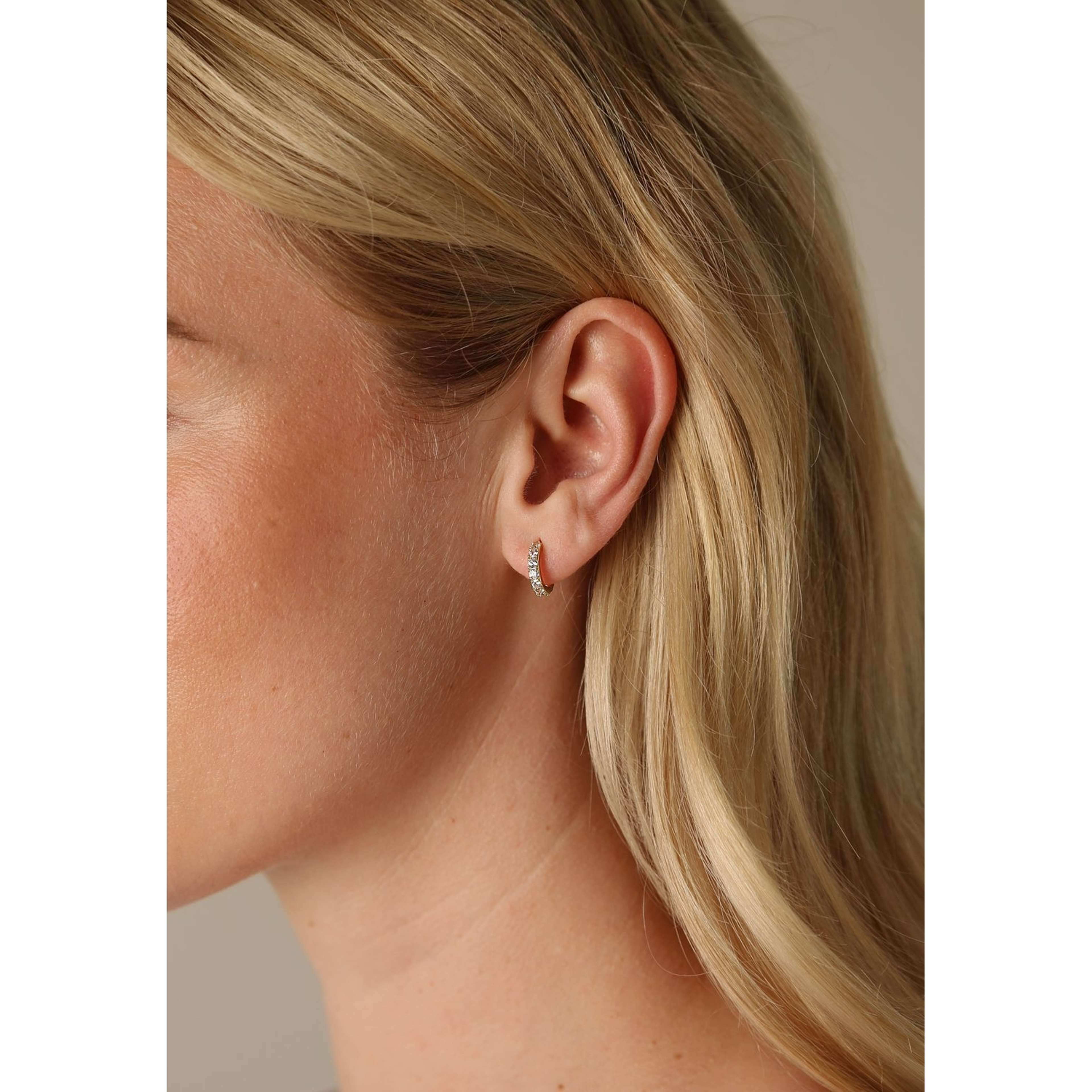 Fanny Small Oval Ear