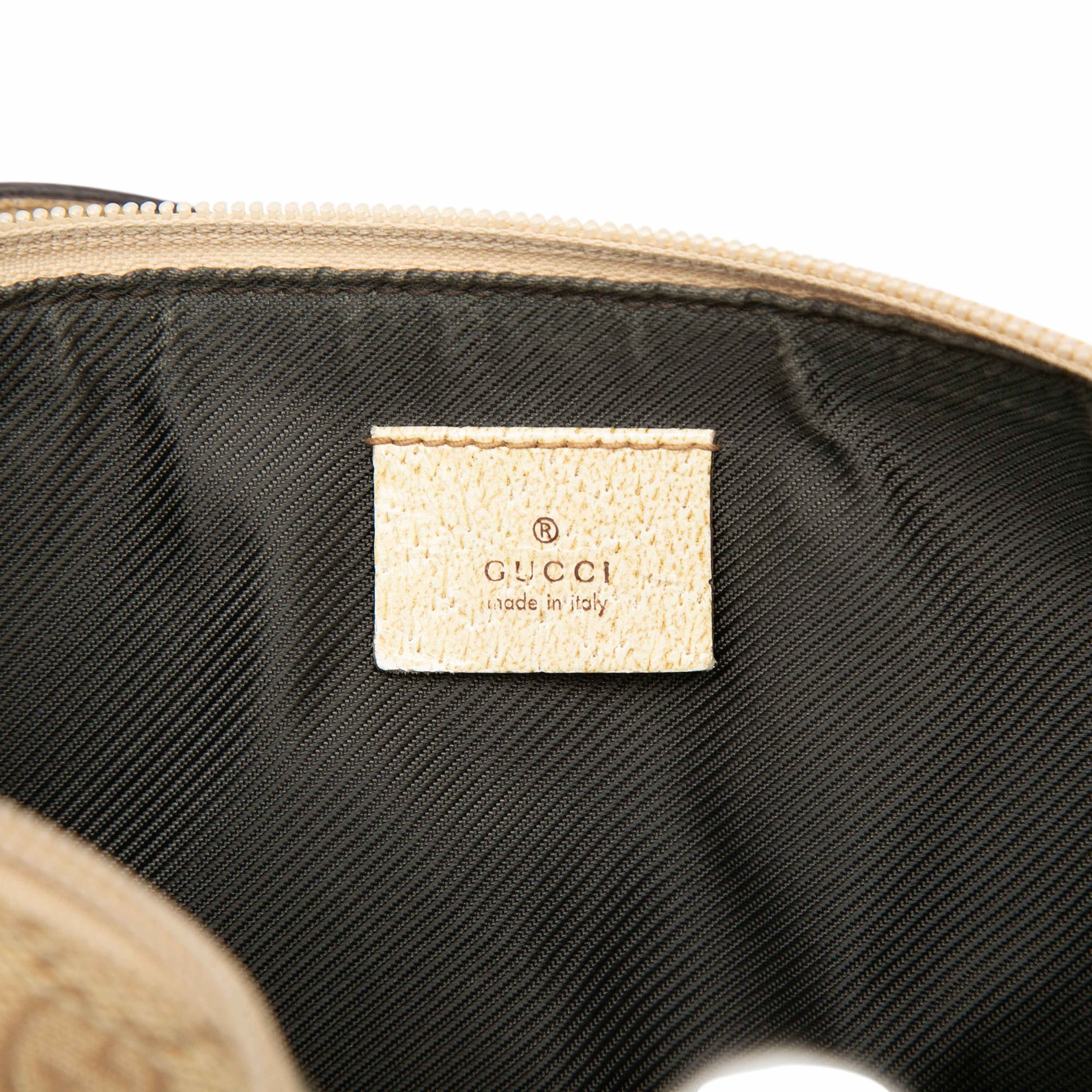 Gucci Gg Canvas Boat, från Luxclusif, i färgen beige. Klicka för att öppna bilden i stort format