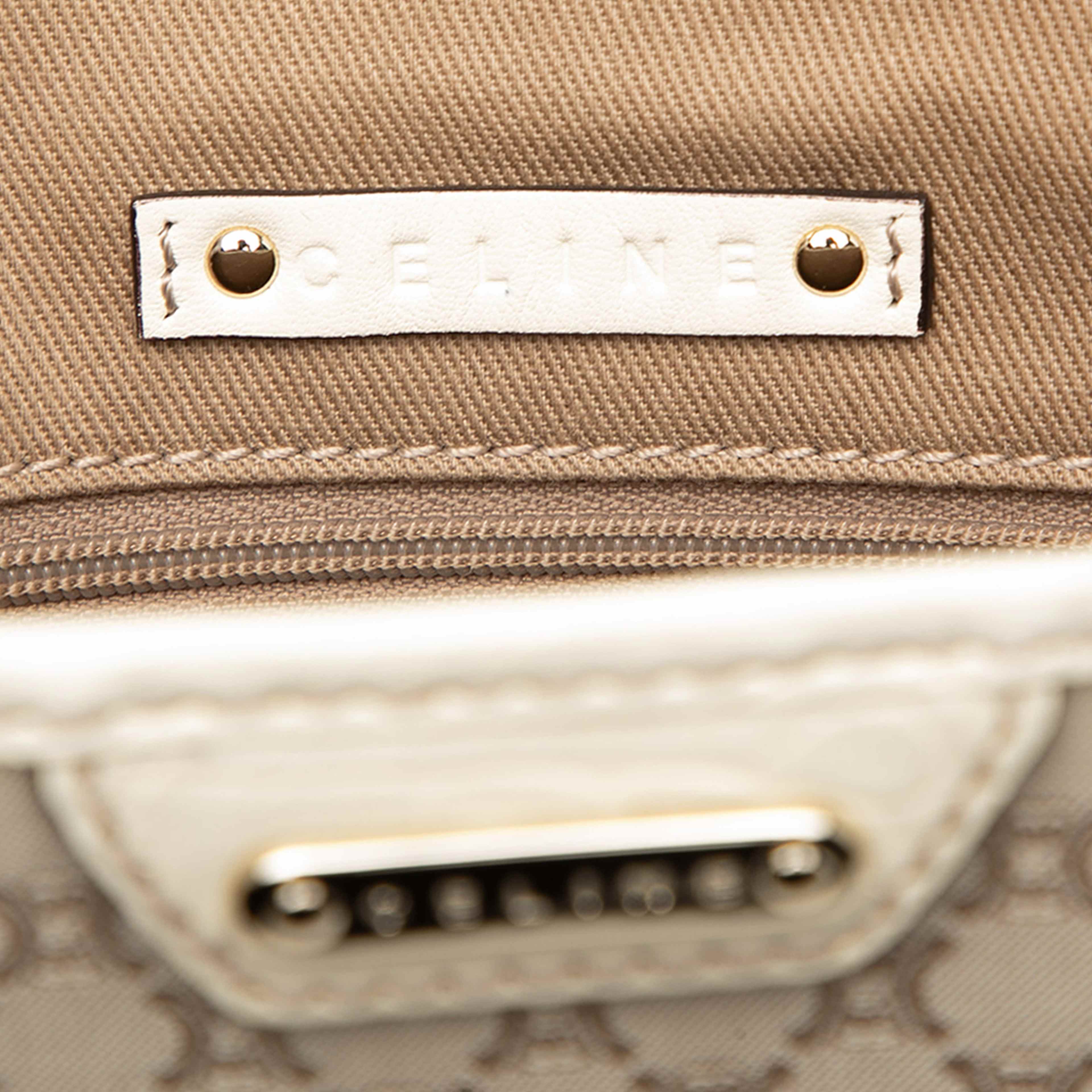 Celine Croc Embossed Leather Trimmed Macadam Canvas Tote, från Luxclusif, i färgen beige. Klicka för att öppna bilden i stort format