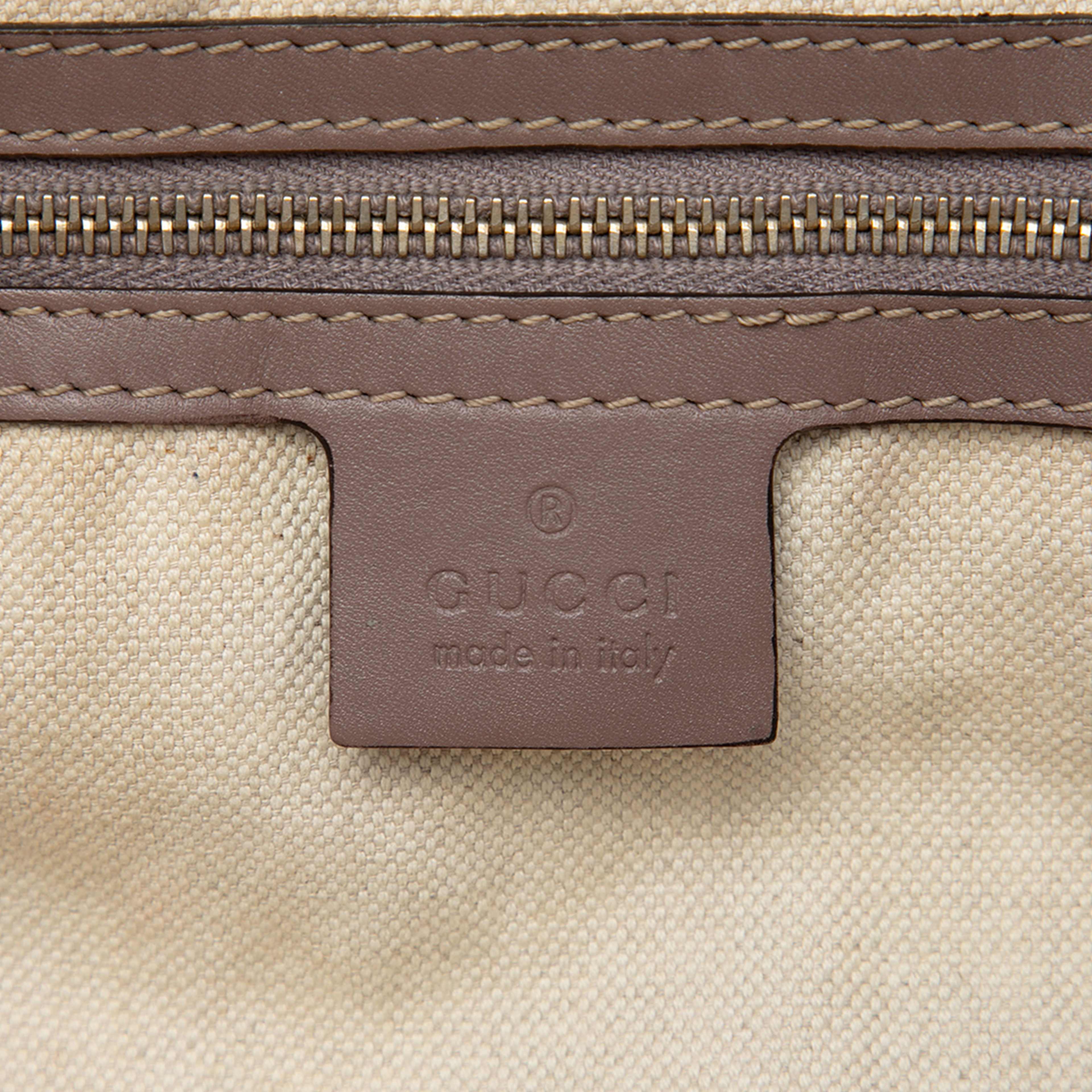 Gucci Gg Canvas Mayfair Tote, från Luxclusif, i färgen beige. Klicka för att öppna bilden i stort format