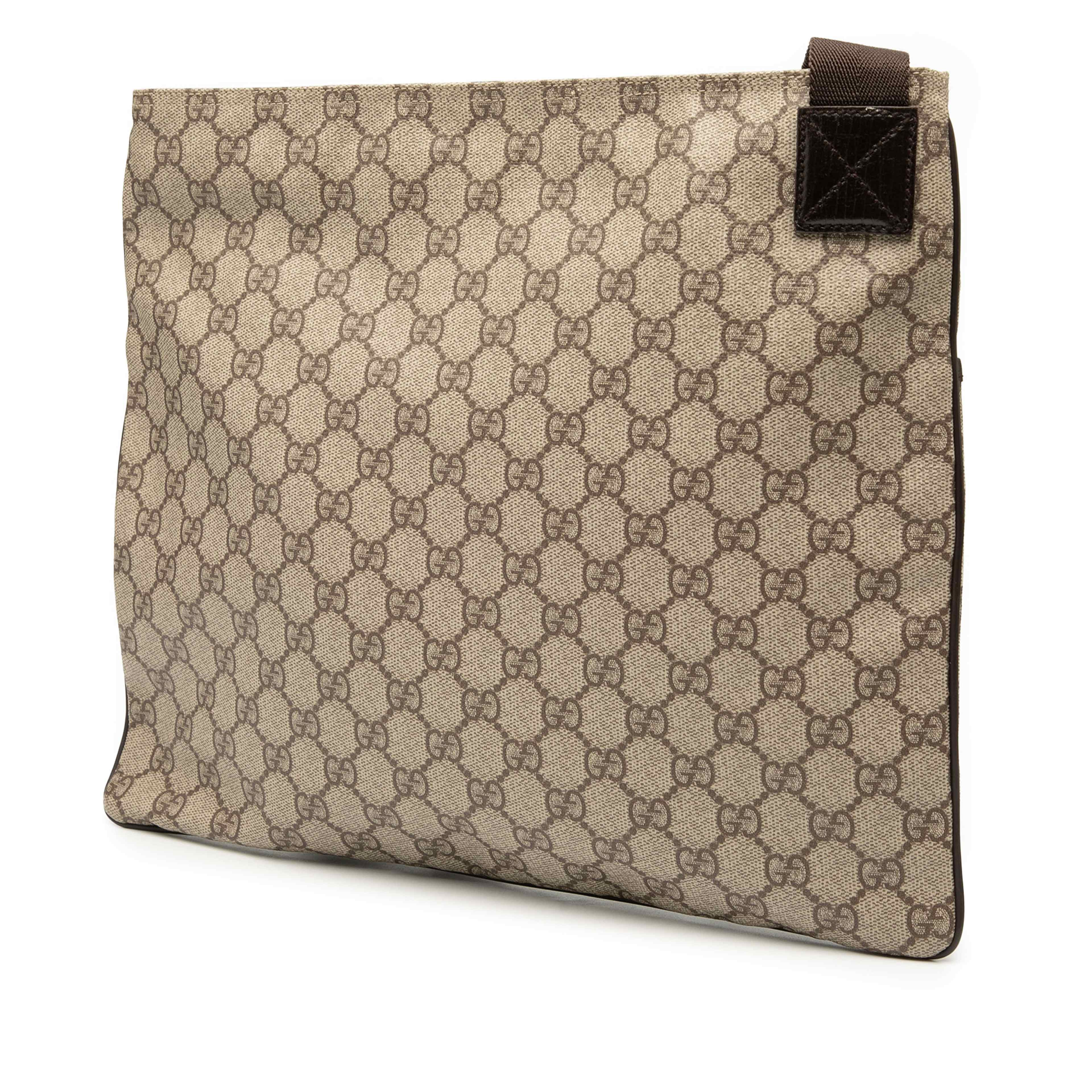 Gucci Gg Supreme Crossbody, från Luxclusif, i färgen beige. Klicka för att öppna bilden i stort format