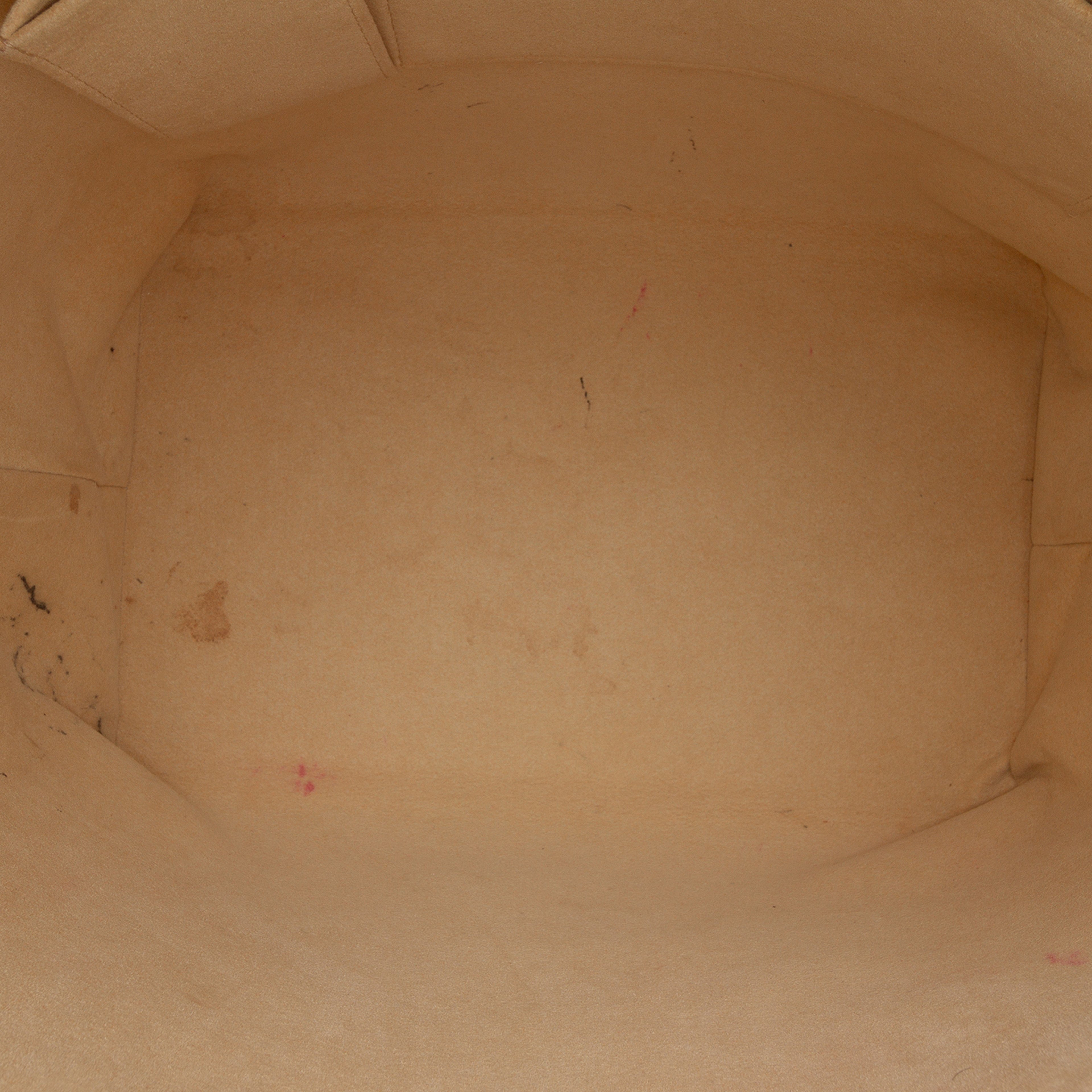 Louis Vuitton Damier Azur Saleya Mm, från Luxclusif, i färgen white. Klicka för att öppna bilden i stort format