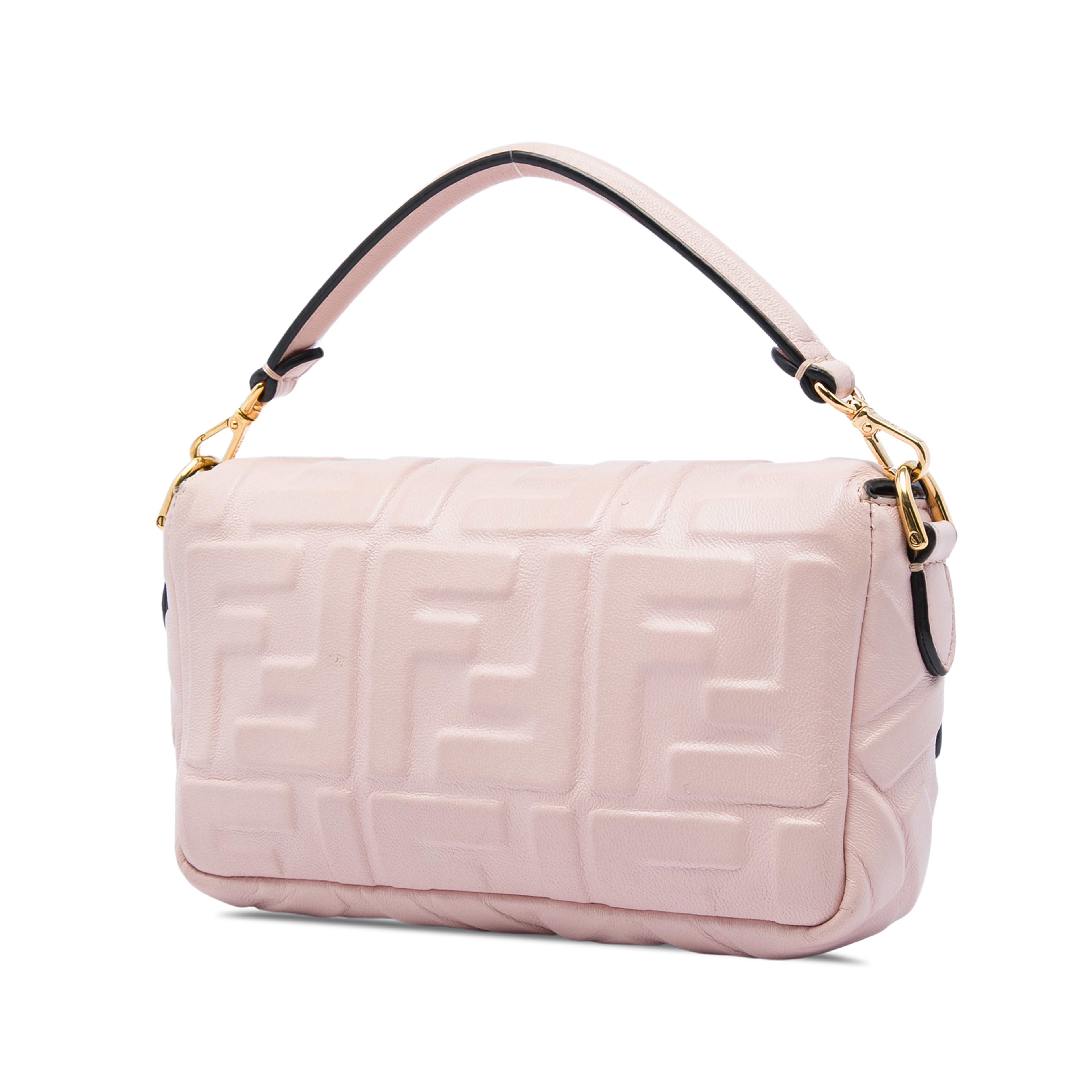 Fendi Mini Zucca Embossed Leather Baguette Satchel, från Luxclusif, i färgen rosa. Klicka för att öppna bilden i stort format