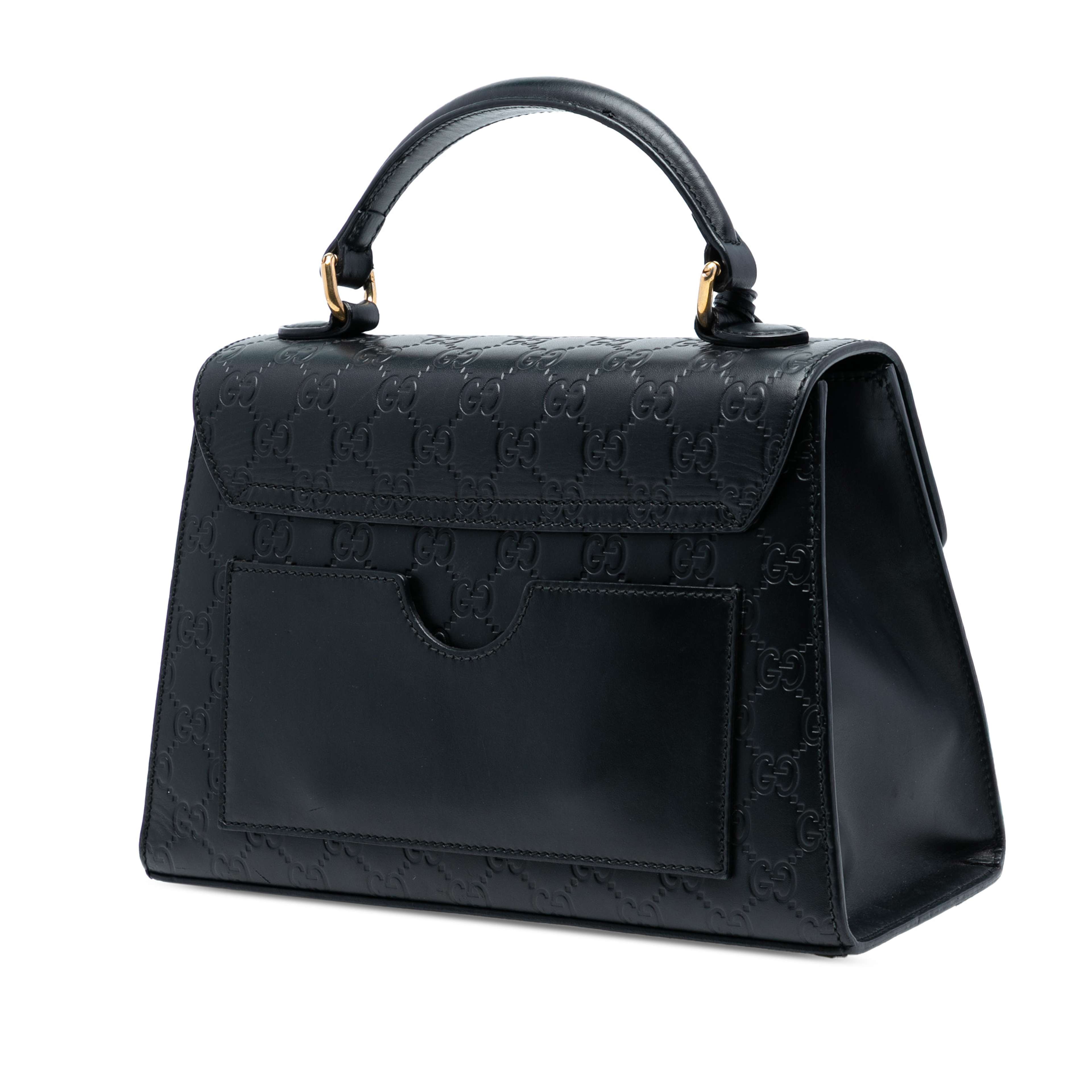 Gucci Small Guccissima Padlock Satchel, från Luxclusif, i färgen black. Klicka för att öppna bilden i stort format