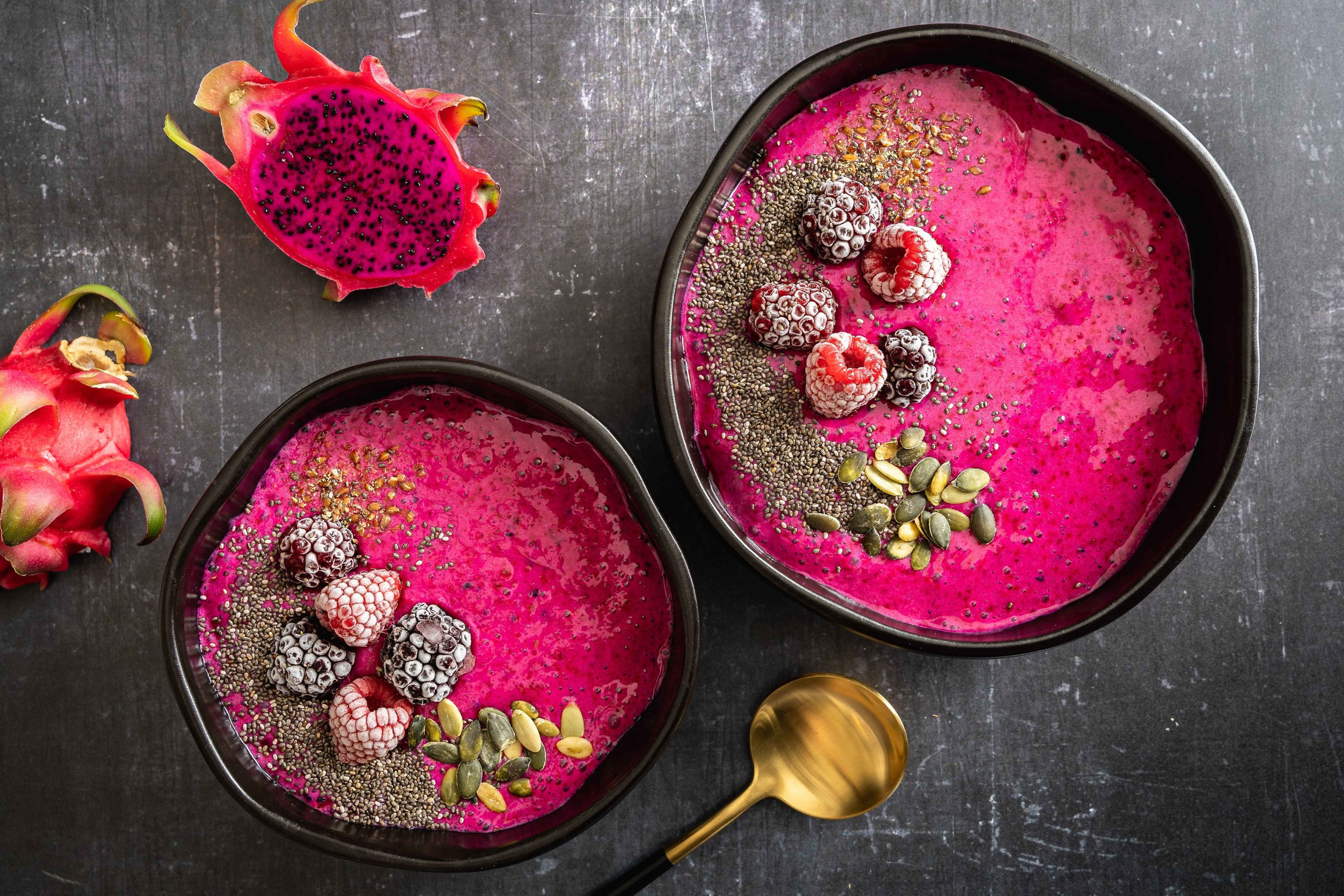 Skål Svart 800ml 6.5x18cm, från Dutchdeluxes, i färgen black. Klicka för att öppna bilden i stort format