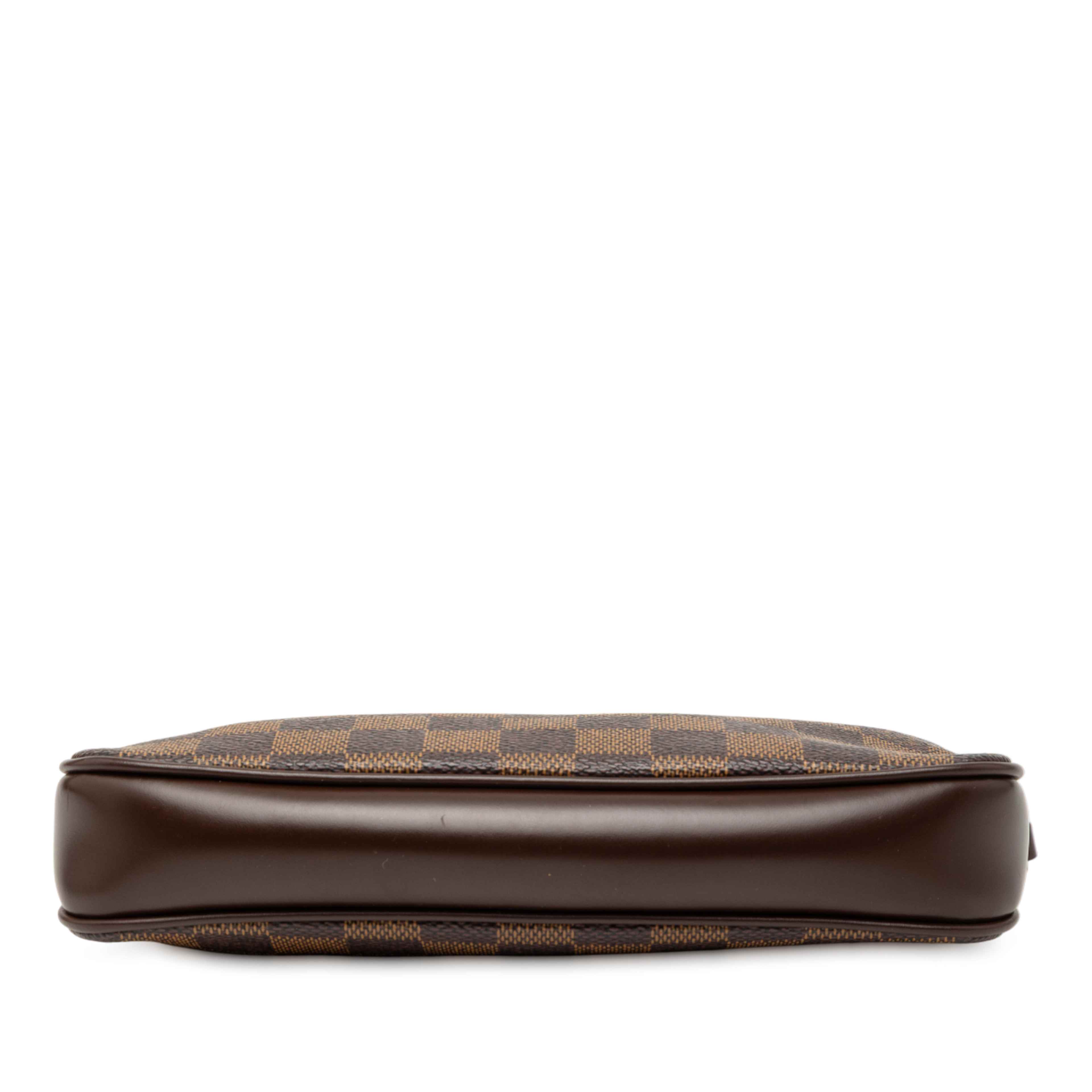 Louis Vuitton Damier Ebene Navona, från Luxclusif, i färgen brown. Klicka för att öppna bilden i stort format