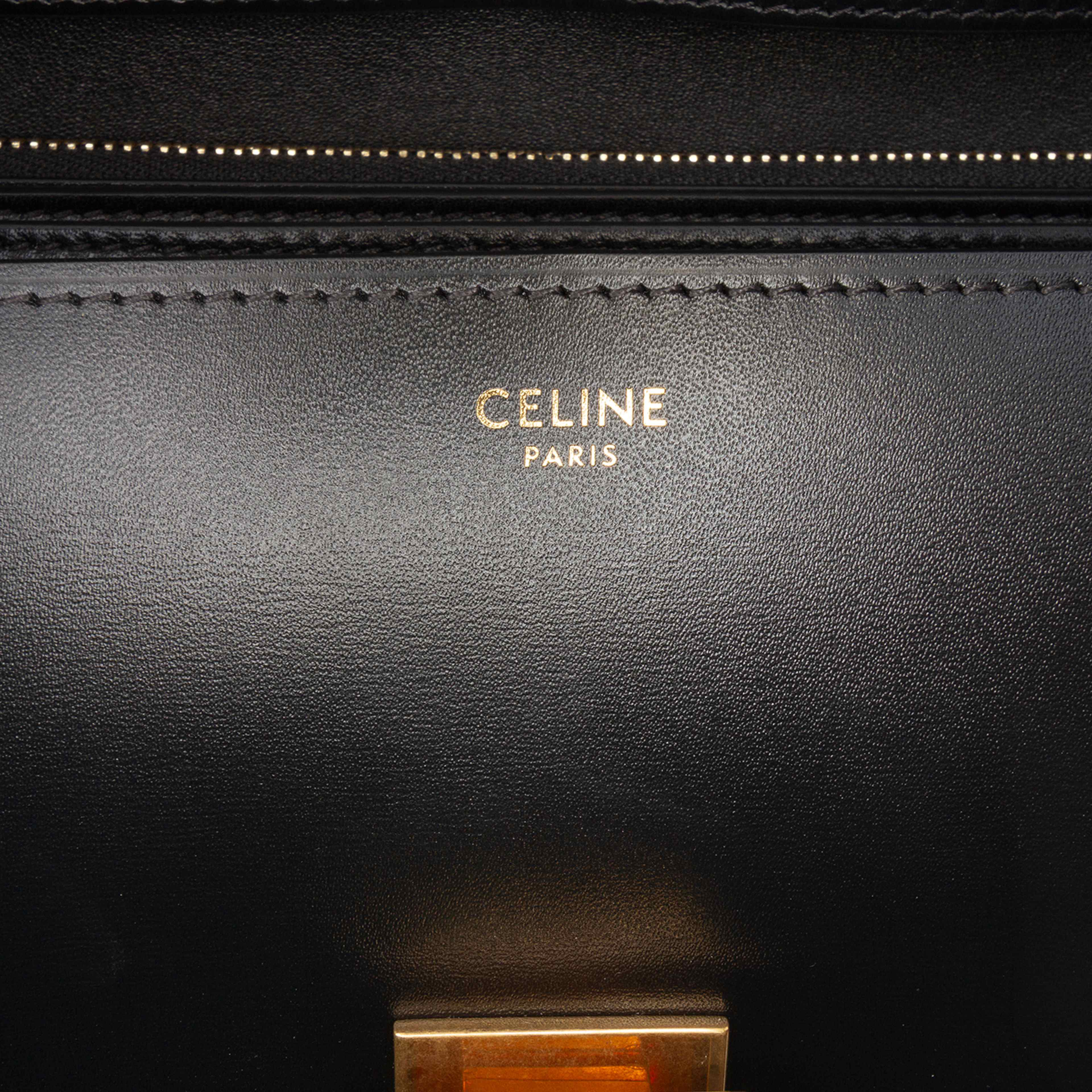 Celine Medium Calfskin Classic Box, från Luxclusif, i färgen black. Klicka för att öppna bilden i stort format