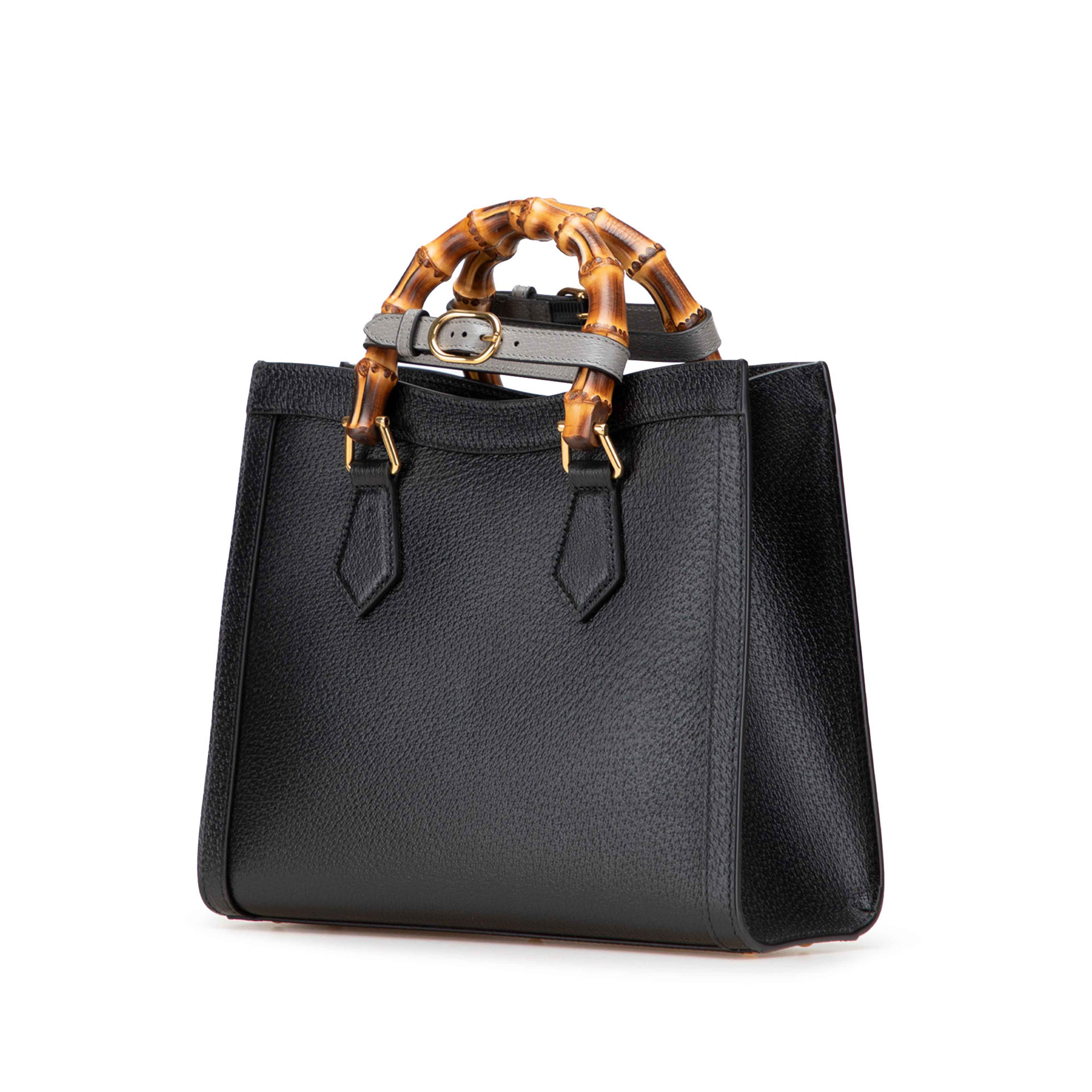Gucci Small Leather Bamboo Diana Satchel, från Luxclusif, i färgen black. Klicka för att öppna bilden i stort format