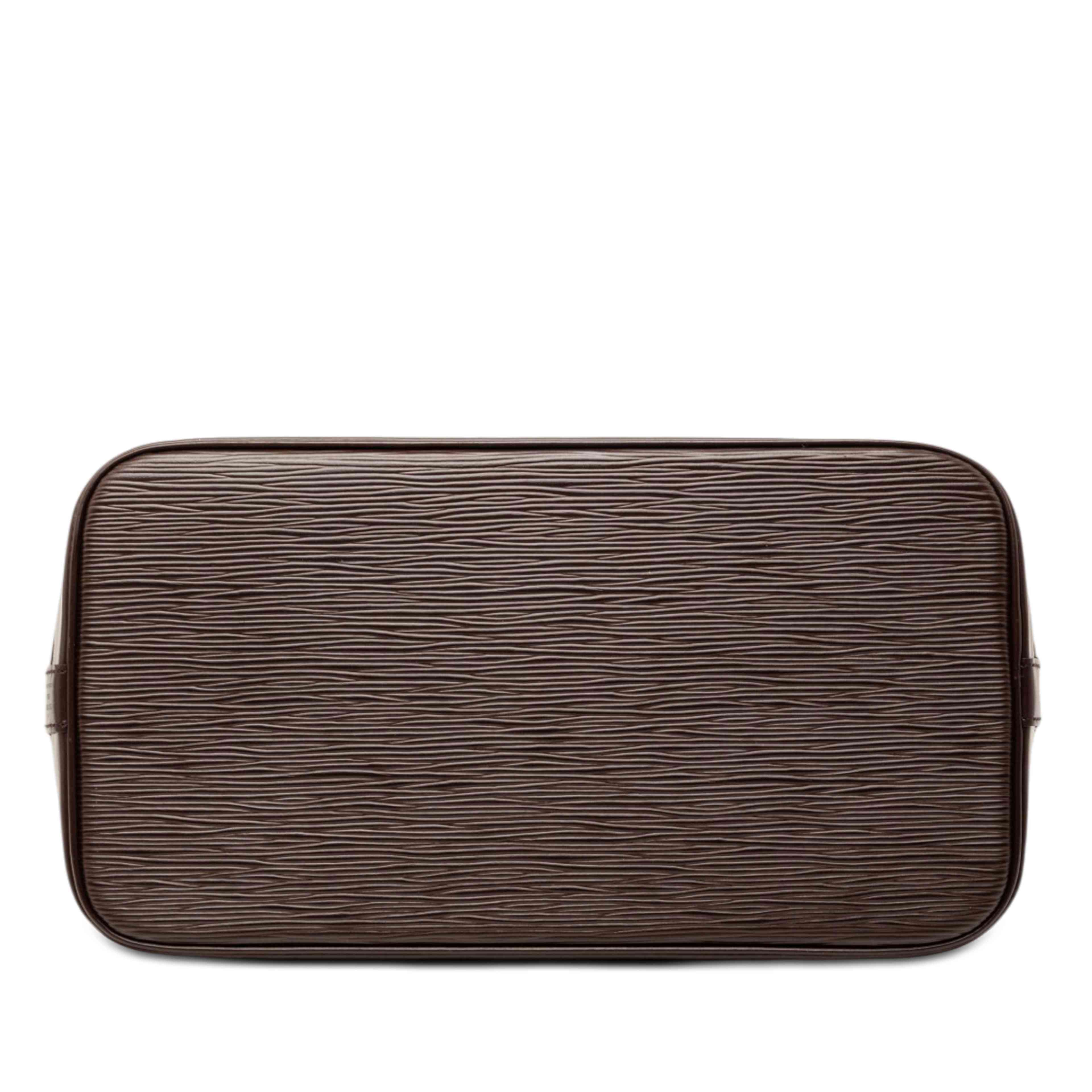 Louis Vuitton Epi Alma Pm, från Luxclusif, i färgen brun. Klicka för att öppna bilden i stort format