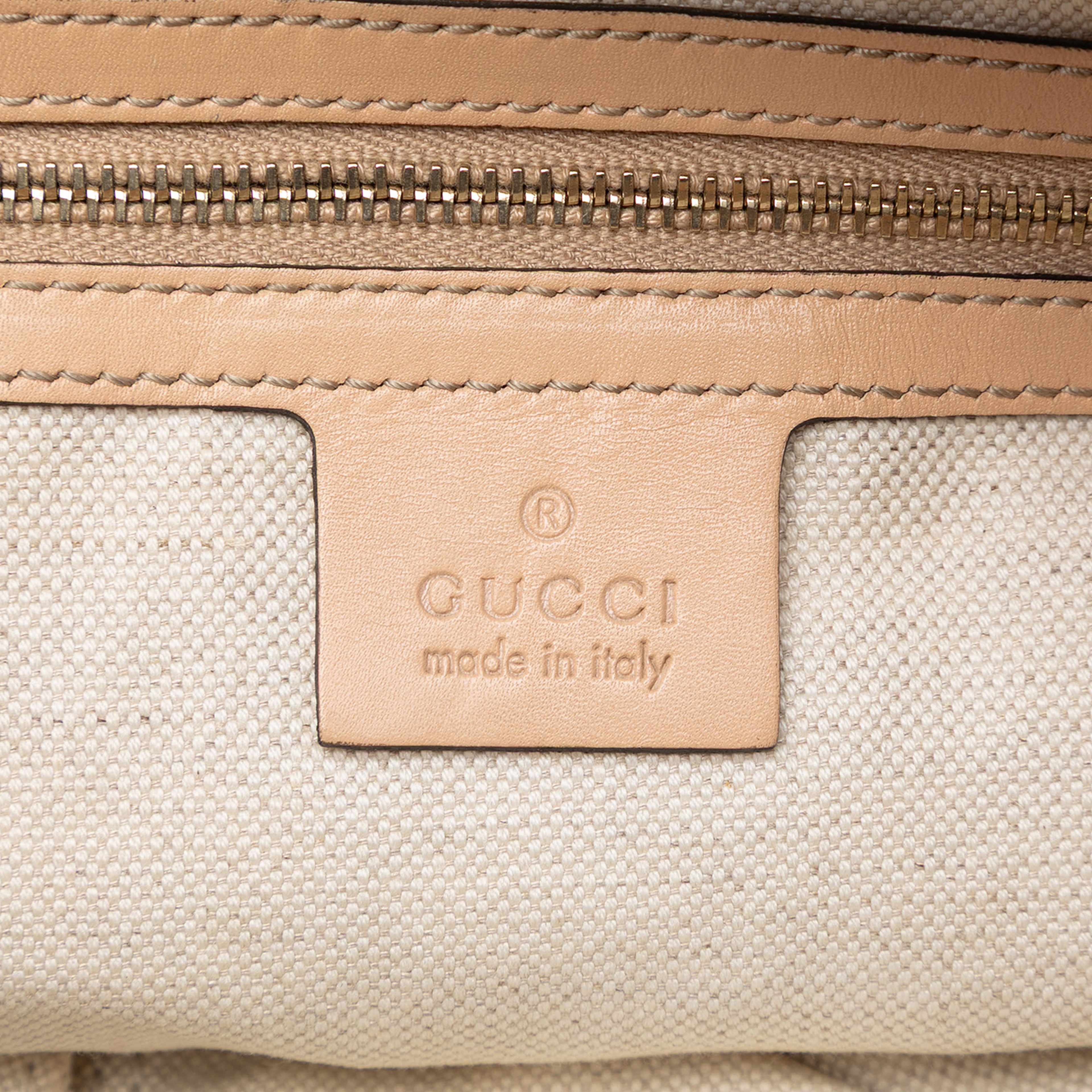 Gucci Gg Canvas Lovely Crossbody, från Luxclusif, i färgen rosa. Klicka för att öppna bilden i stort format