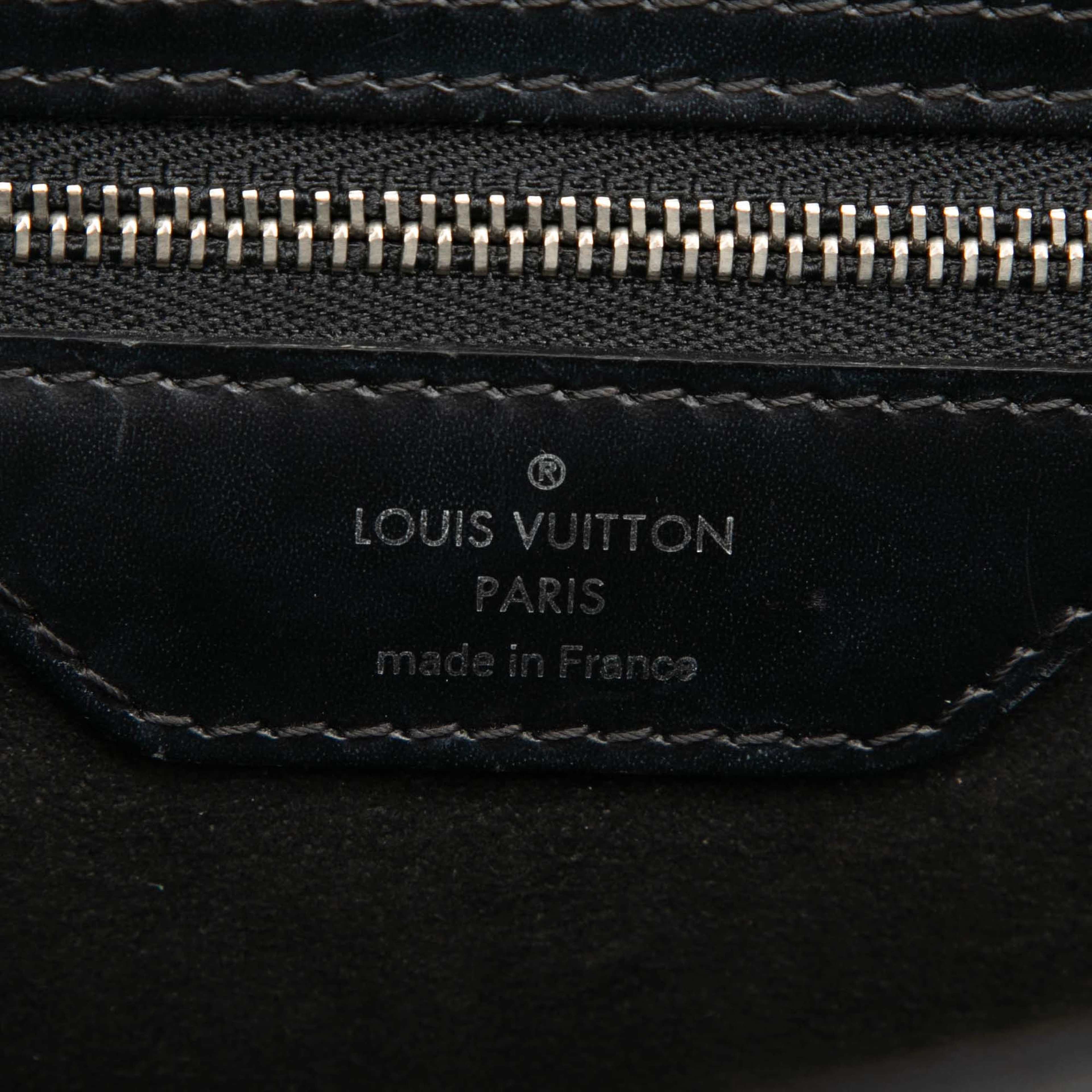 Louis Vuitton Epi Mirabeau Gm, från Luxclusif, i färgen black. Klicka för att öppna bilden i stort format