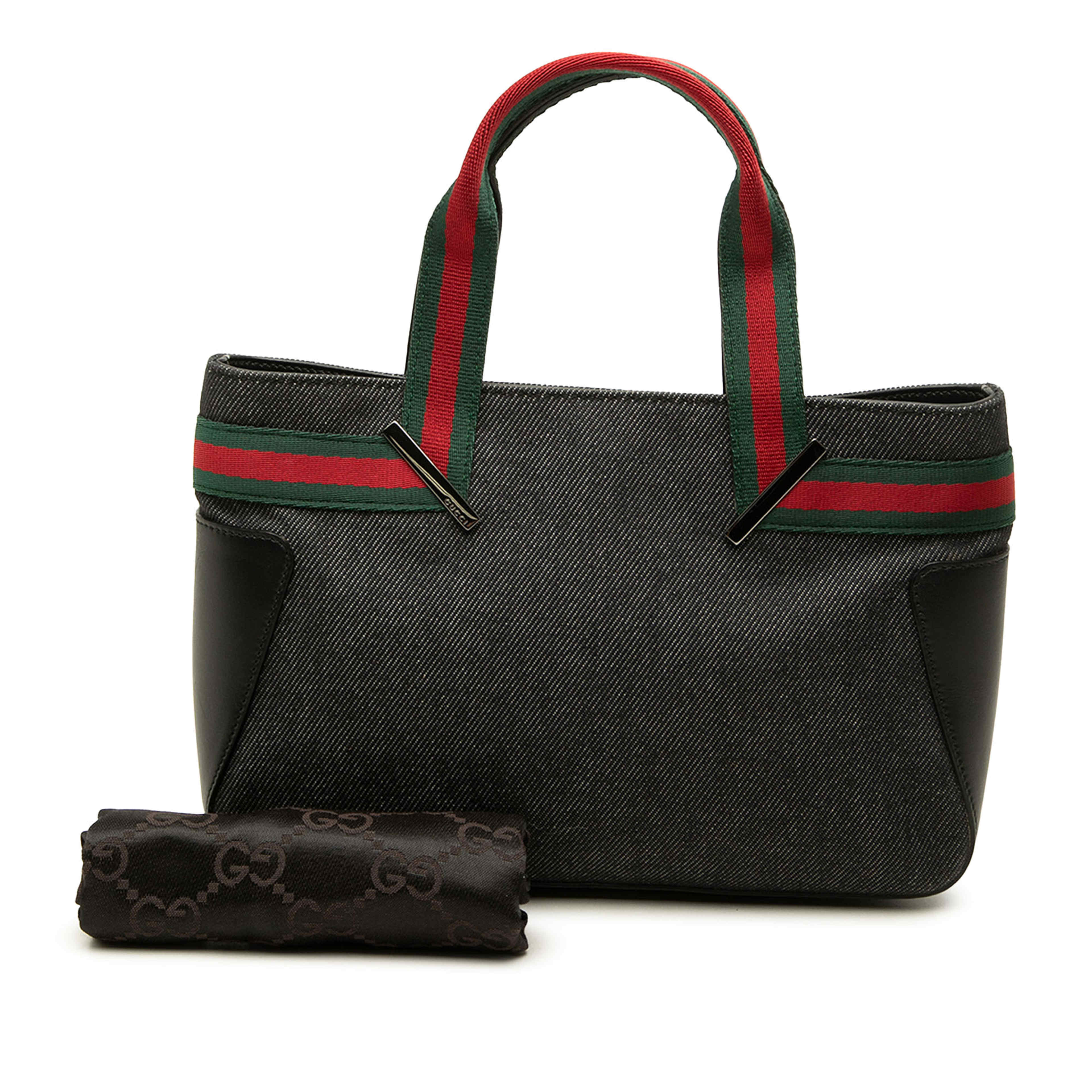 Gucci Denim Web Handbag, från Luxclusif, i färgen svart. Klicka för att öppna bilden i stort format