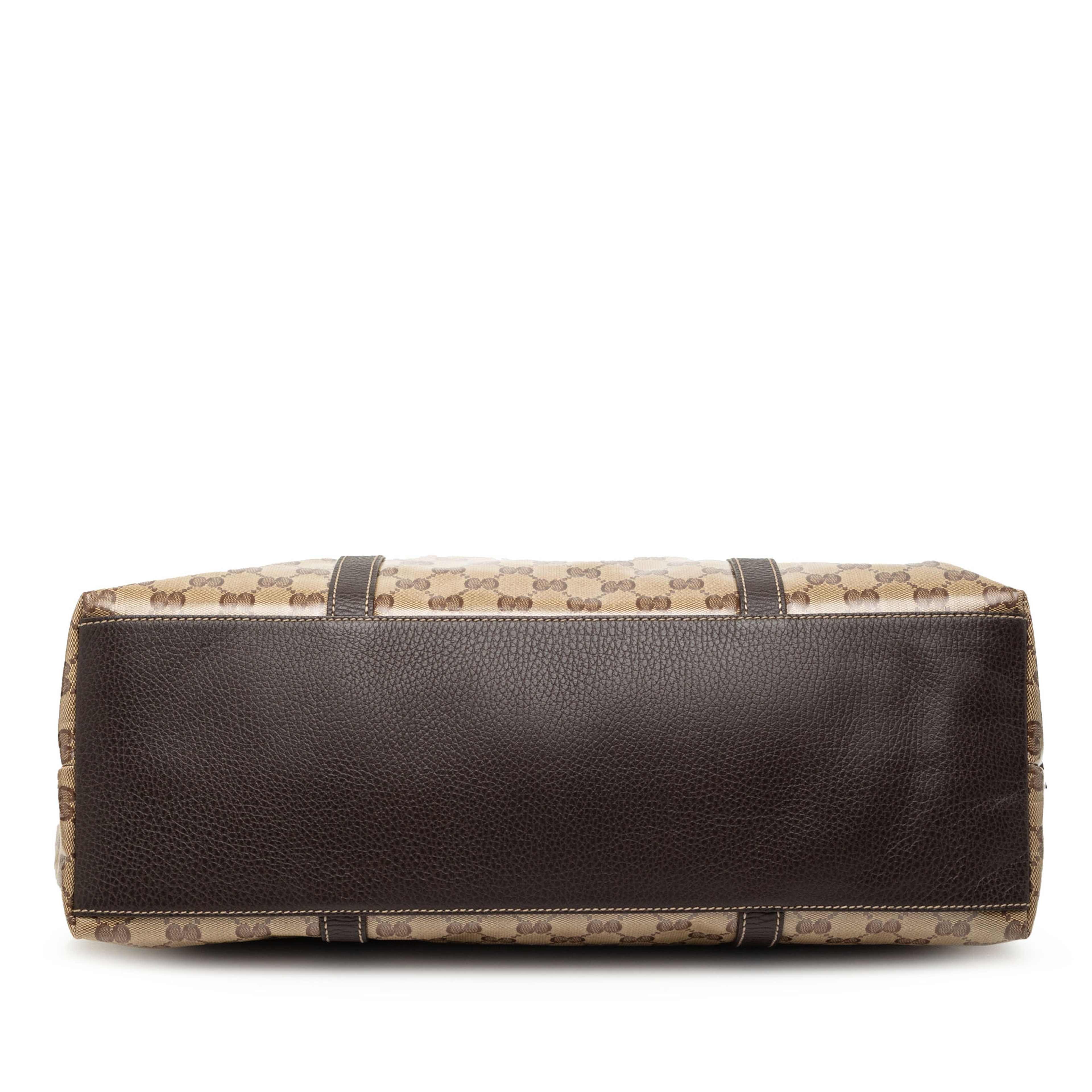 Gucci Gg Crystal Charm Satchel, från Luxclusif, i färgen light brown. Klicka för att öppna bilden i stort format