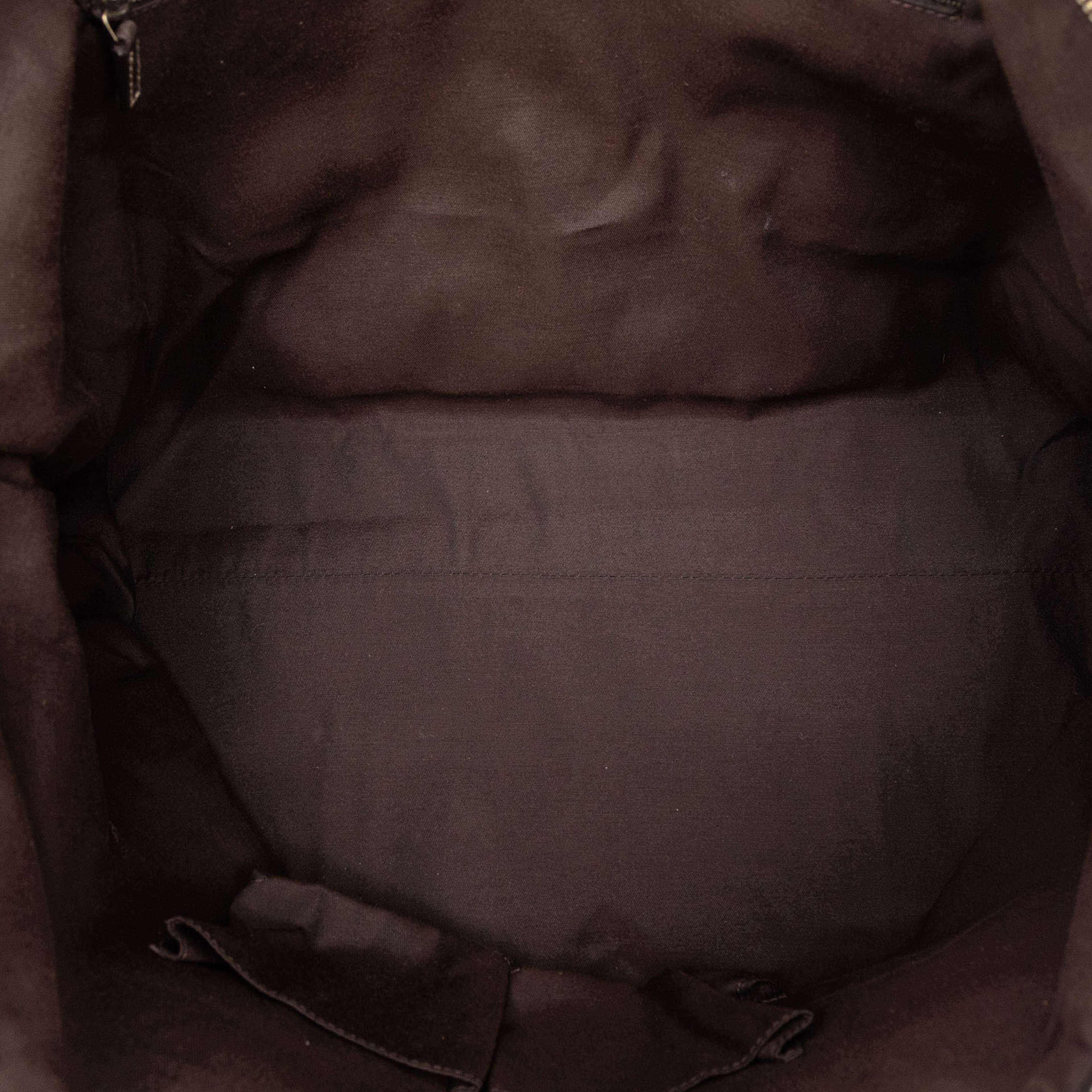 Gucci Gg Crystal Charm Satchel, från Luxclusif, i färgen light brown. Klicka för att öppna bilden i stort format