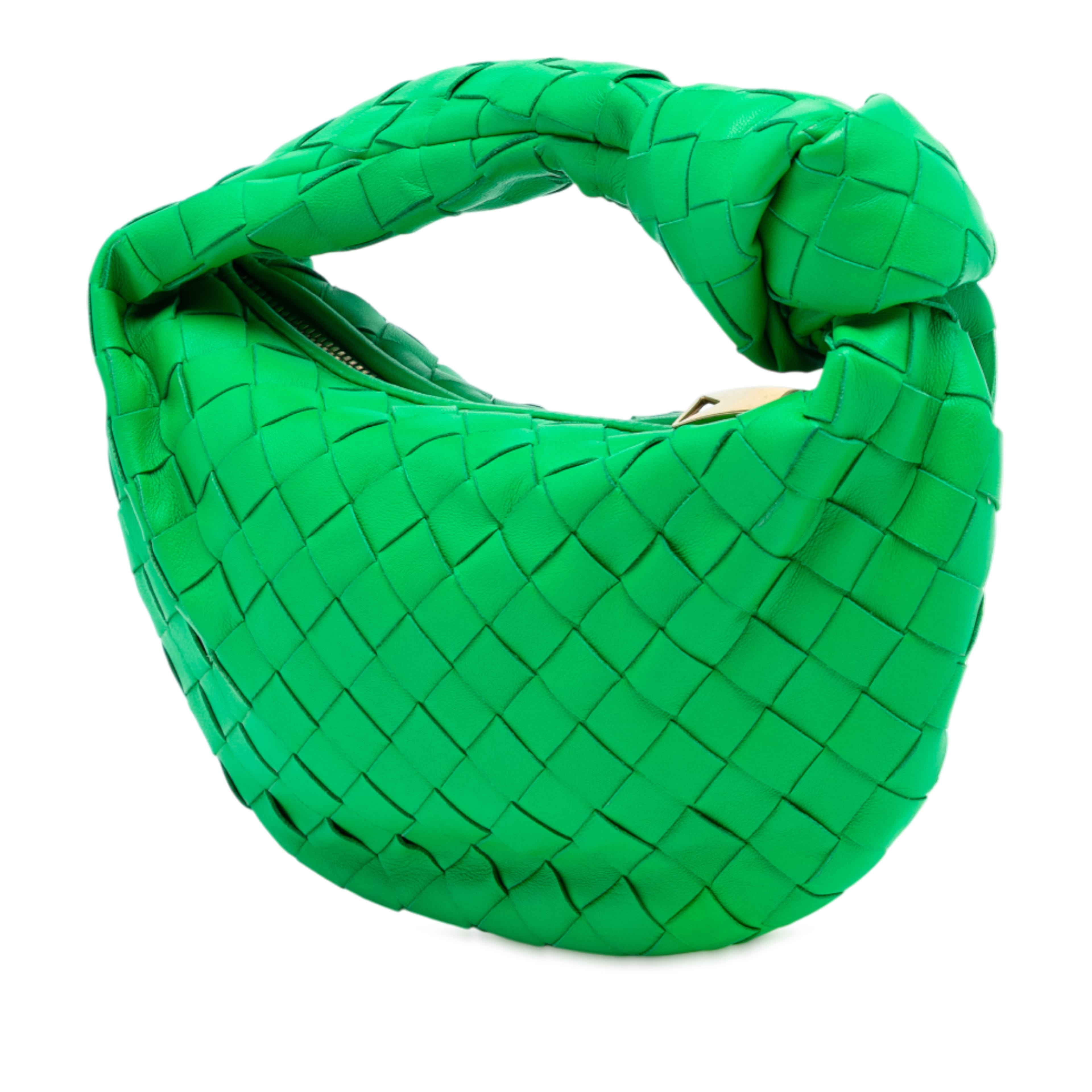 Bottega Veneta Mini Nappa Intrecciato Jodie, från Luxclusif, i färgen green. Klicka för att öppna bilden i stort format