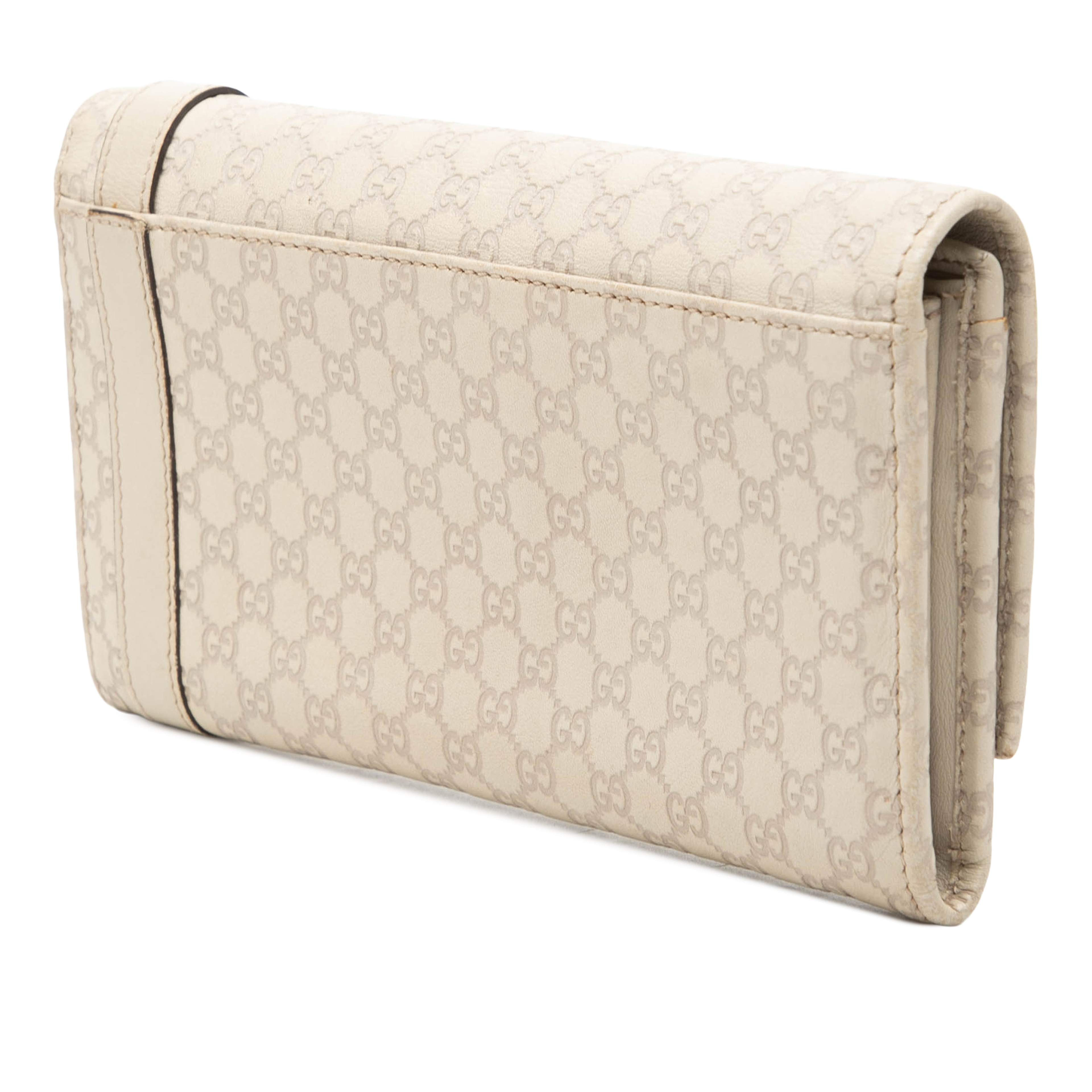 Gucci Microguccissima Nice Long Wallet, från Luxclusif, i färgen ivory. Klicka för att öppna bilden i stort format
