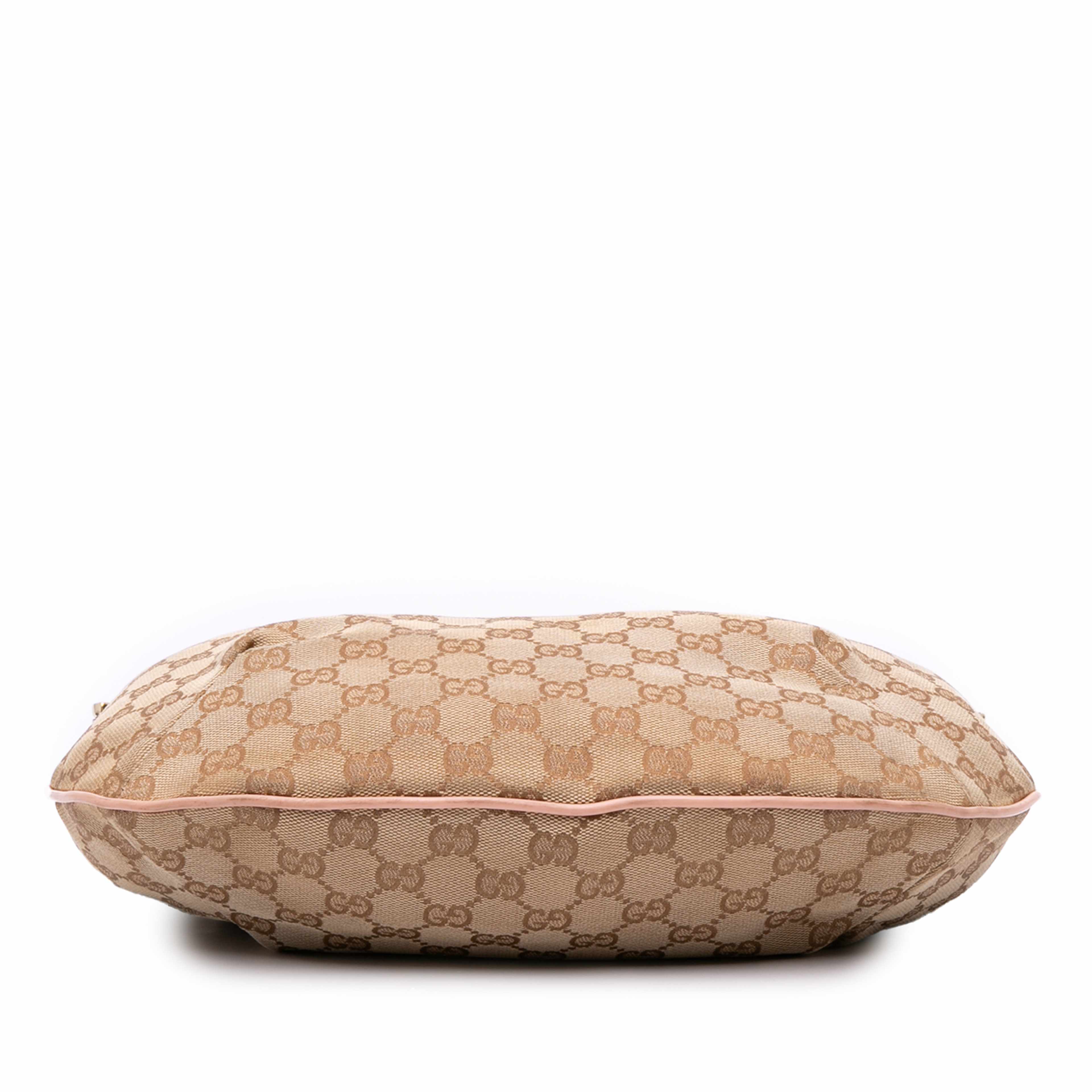 Gucci Gg Canvas Web Crossbody, från Luxclusif, i färgen beige. Klicka för att öppna bilden i stort format