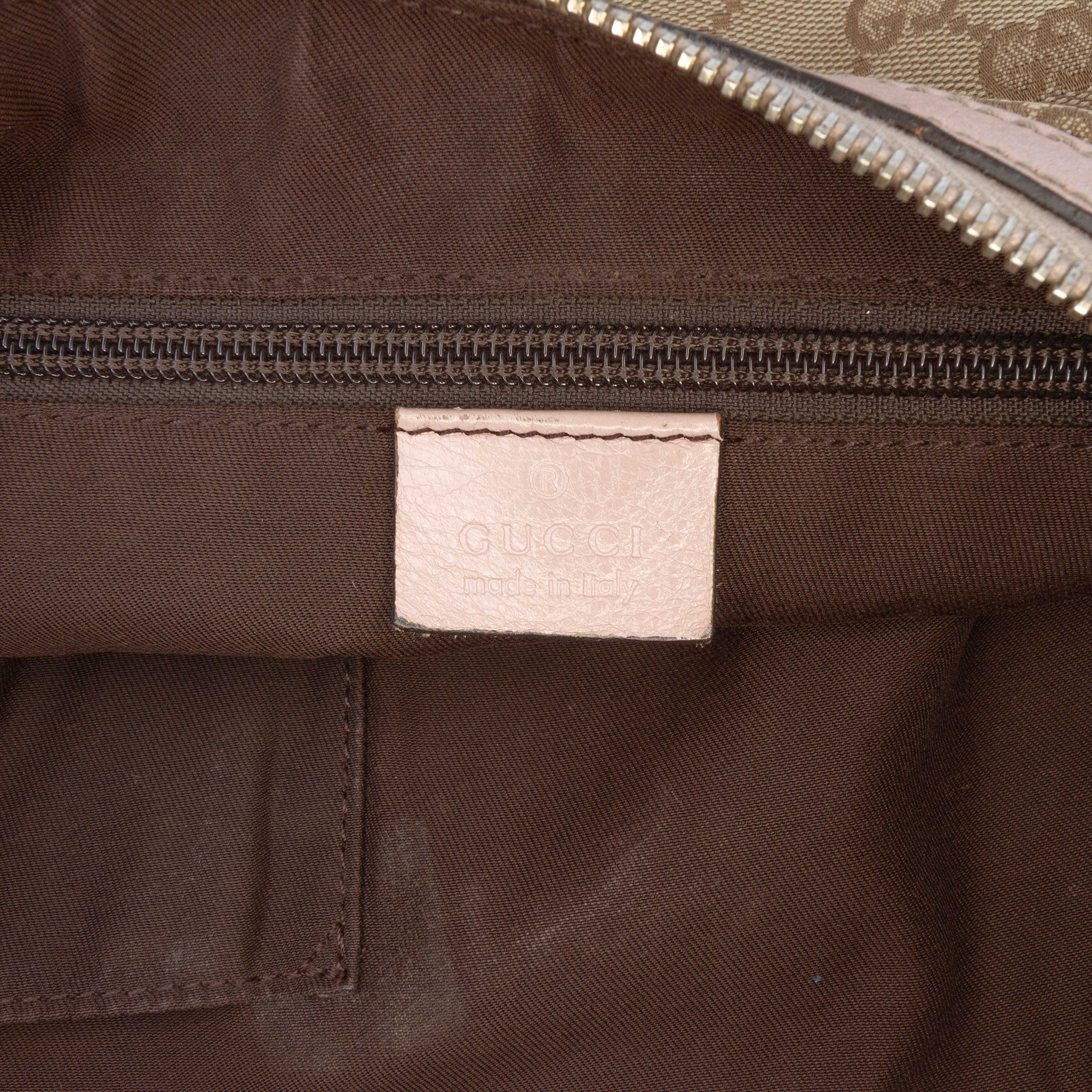 Gucci Gg Canvas Web Crossbody, från Luxclusif, i färgen beige. Klicka för att öppna bilden i stort format