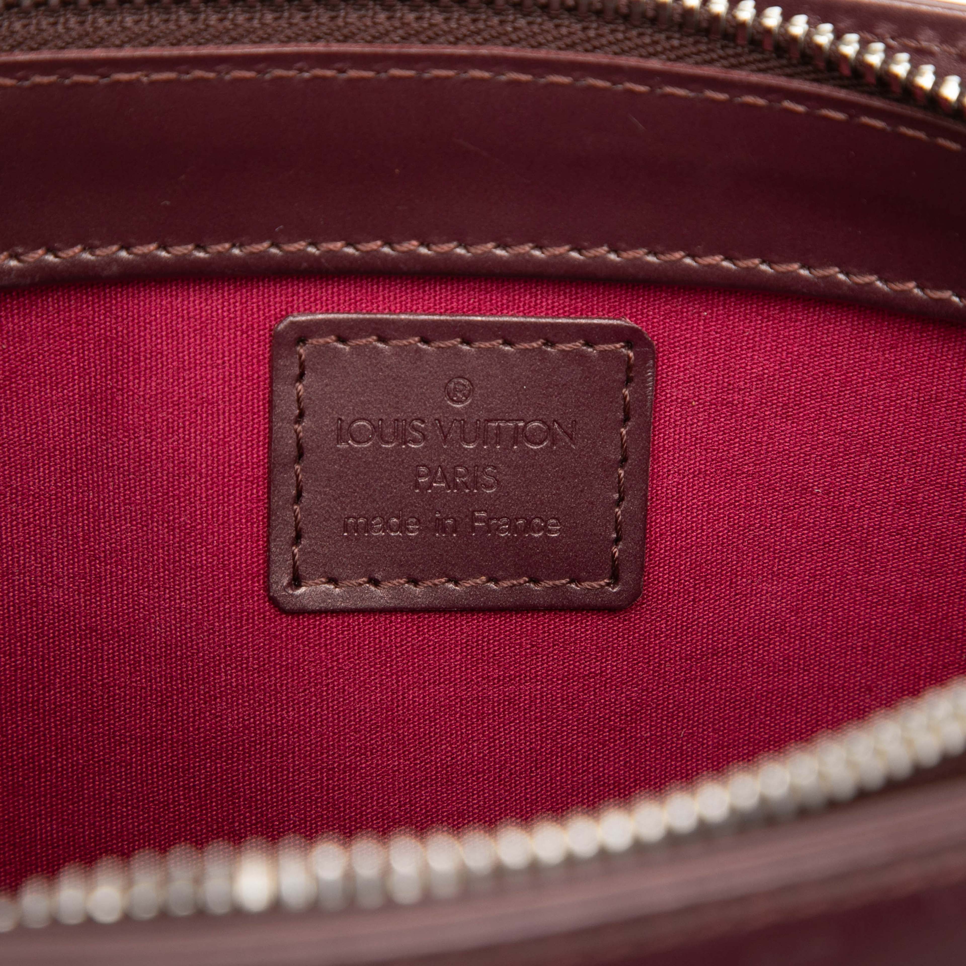 Louis Vuitton Monogram Mat Fowler, från Luxclusif, i färgen purpur. Klicka för att öppna bilden i stort format