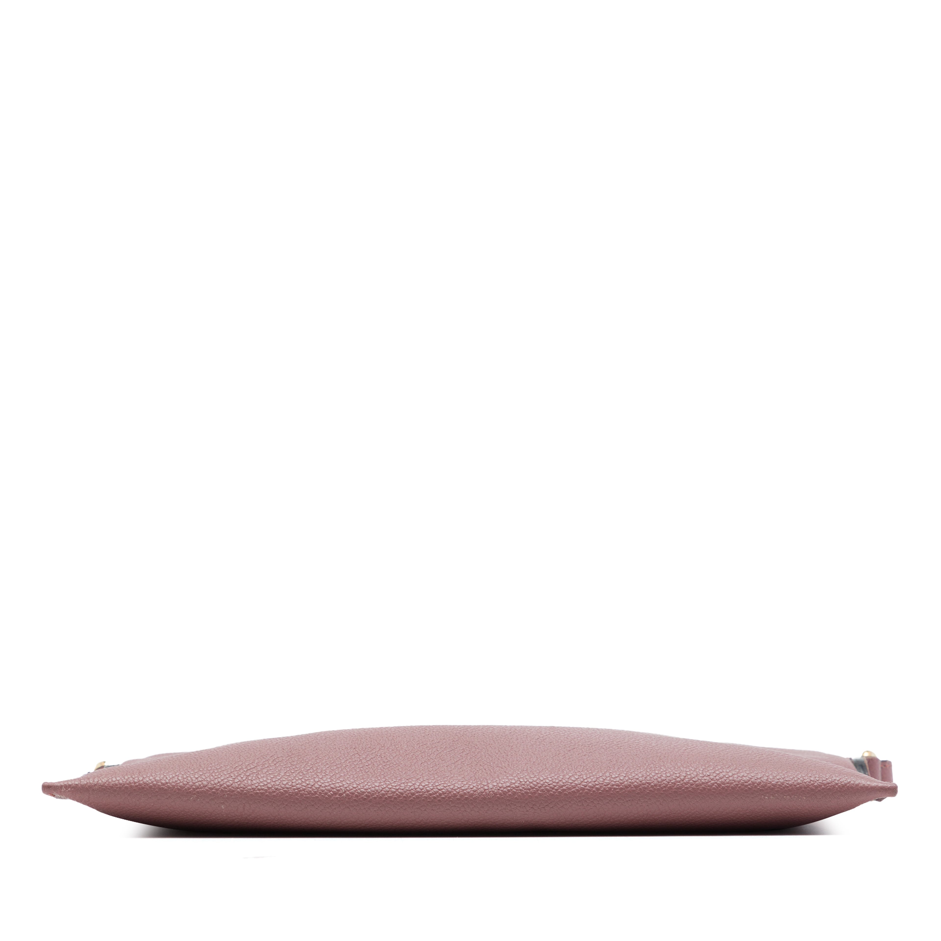 Burberry Leather Peyton Crossbody, från Luxclusif, i färgen rosa. Klicka för att öppna bilden i stort format