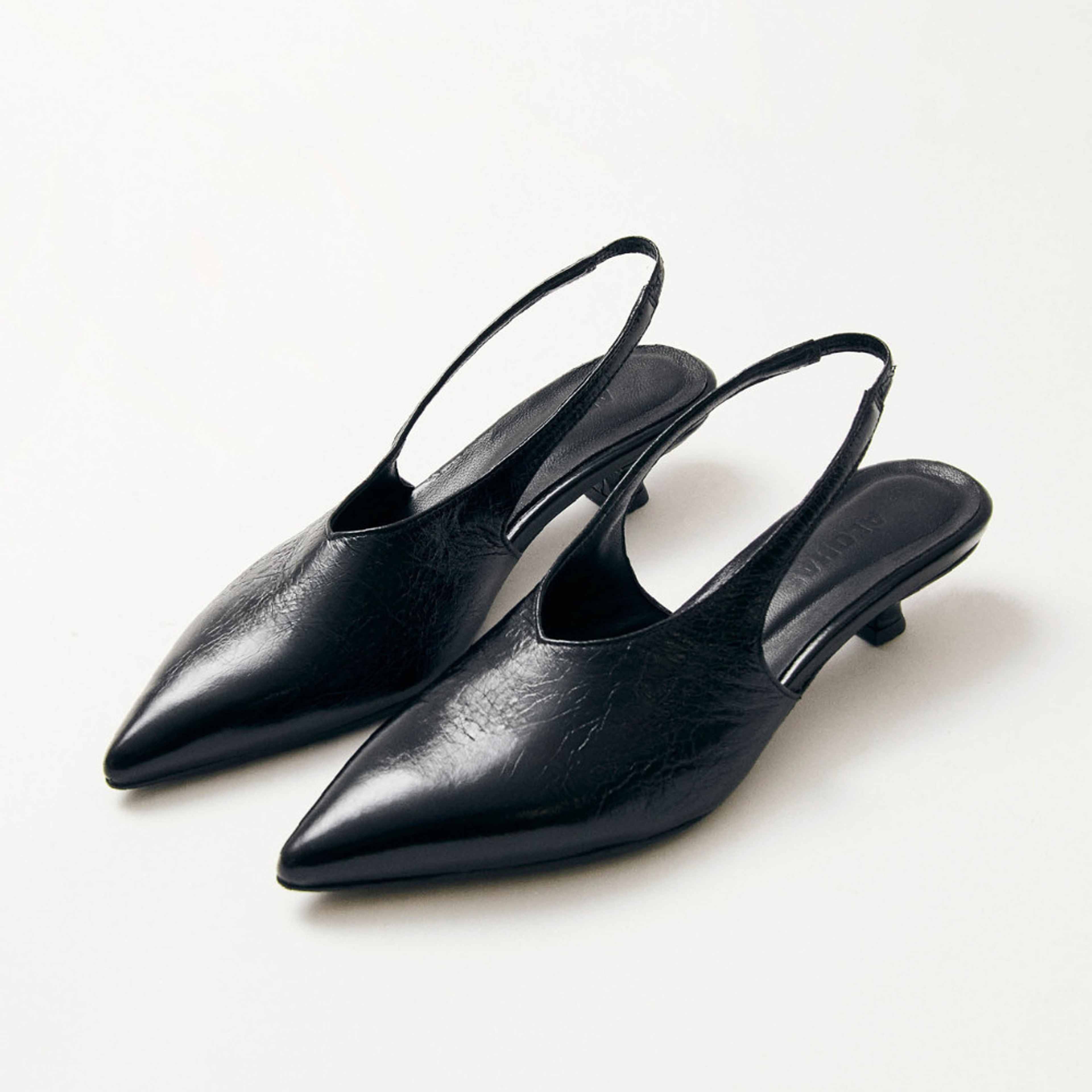 Eros Black Leather Pumps